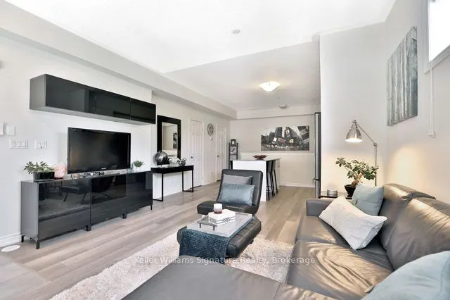 30 Carnation Avenue, #90