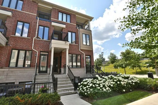 30 Carnation Avenue, #90