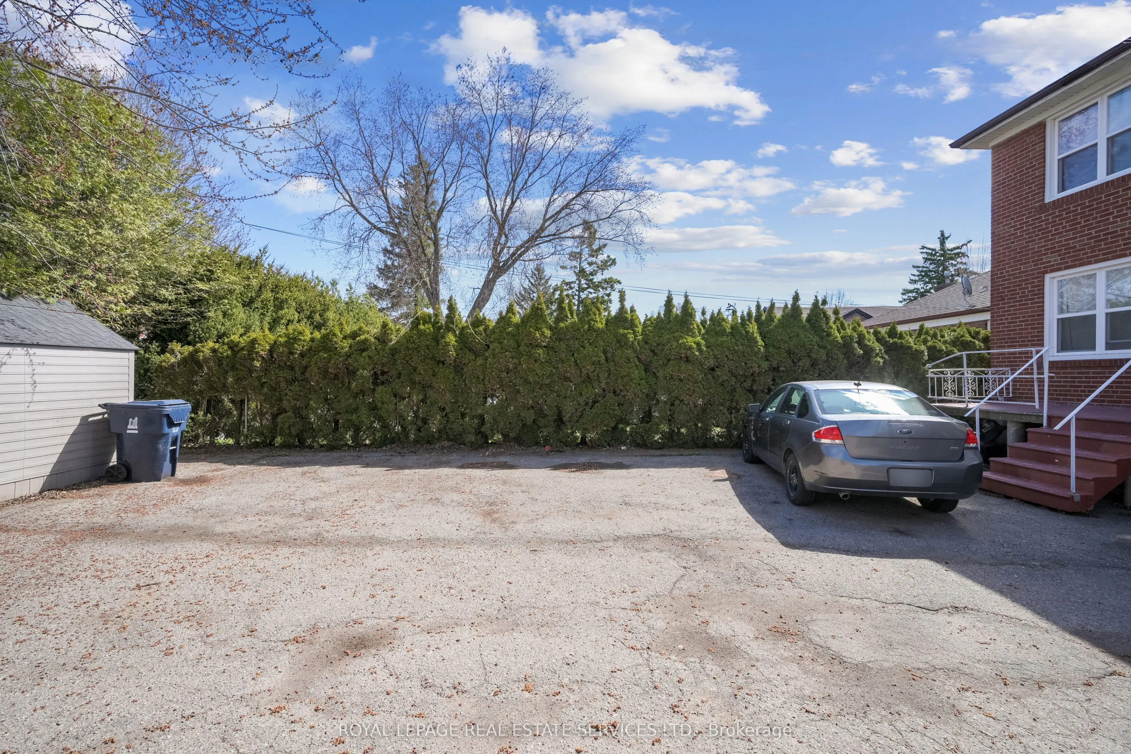 60 Murrie Street