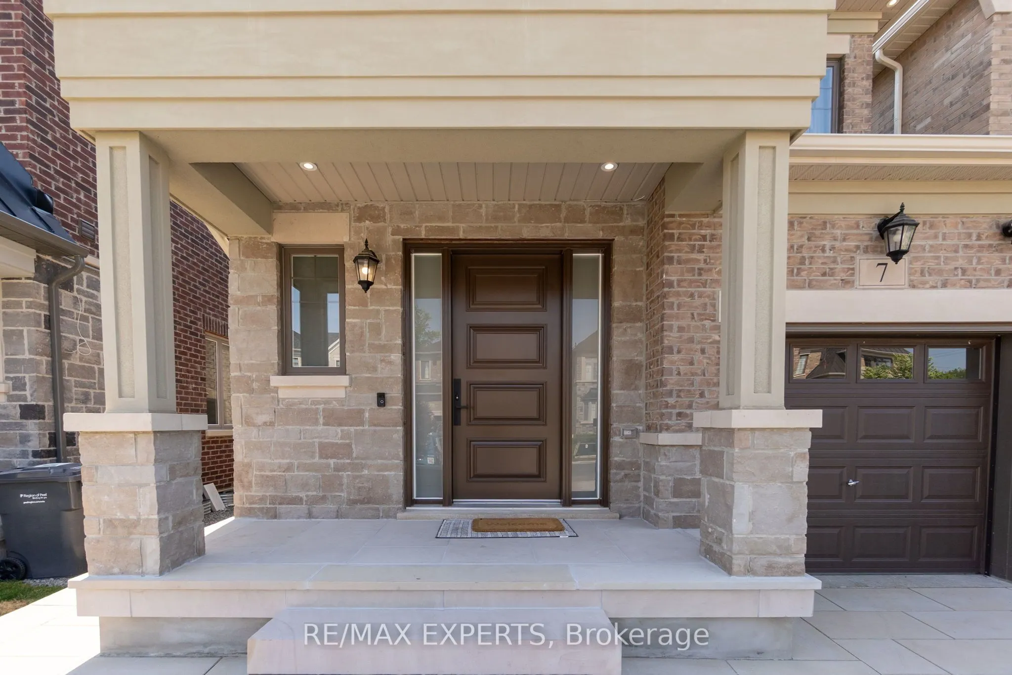 7 Clover Bend Terrace