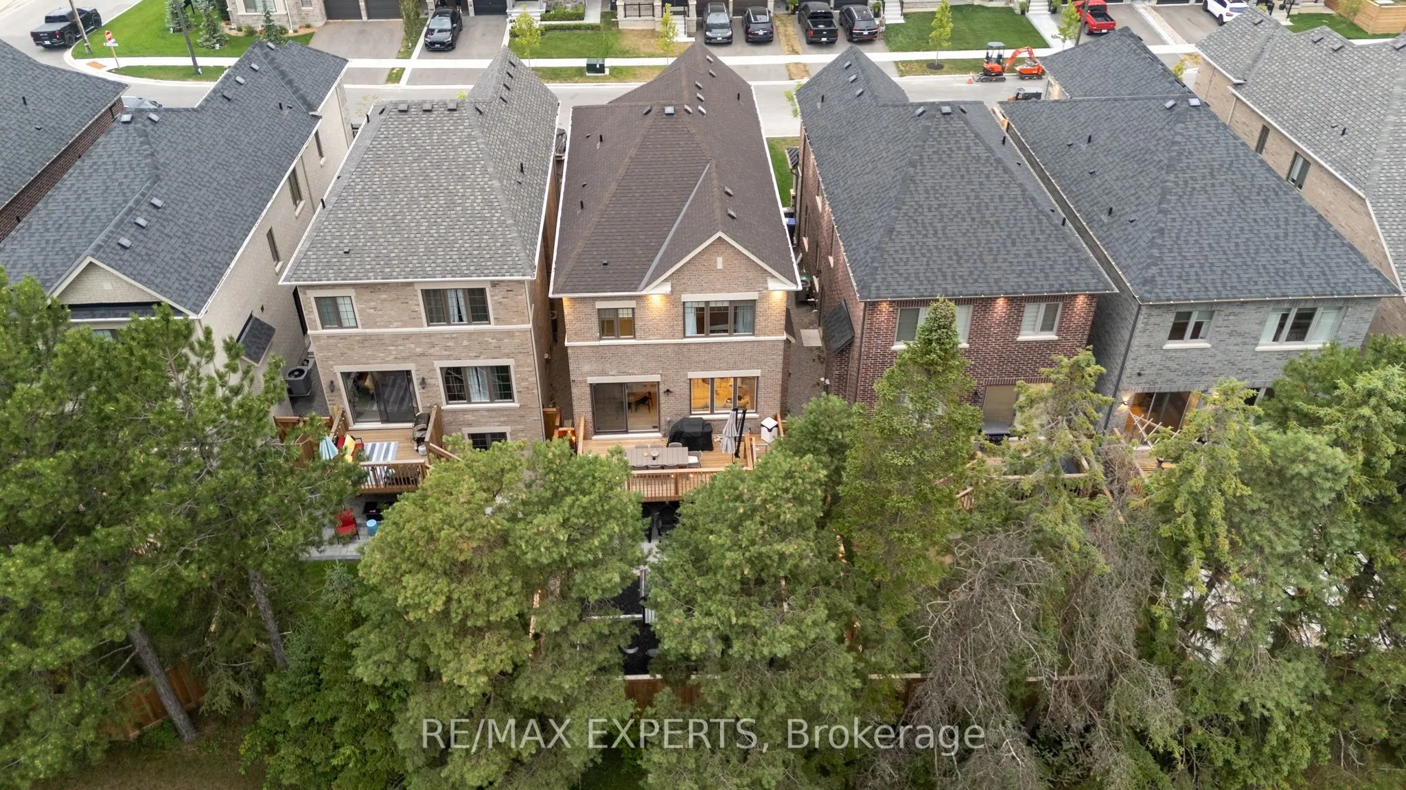 7 Clover Bend Terrace