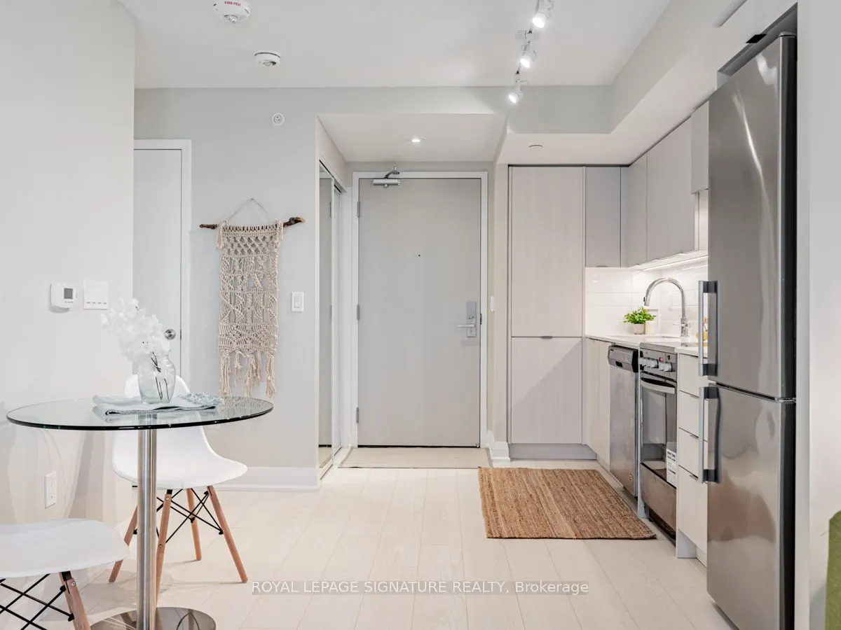 30 Gibbs Road, #1104