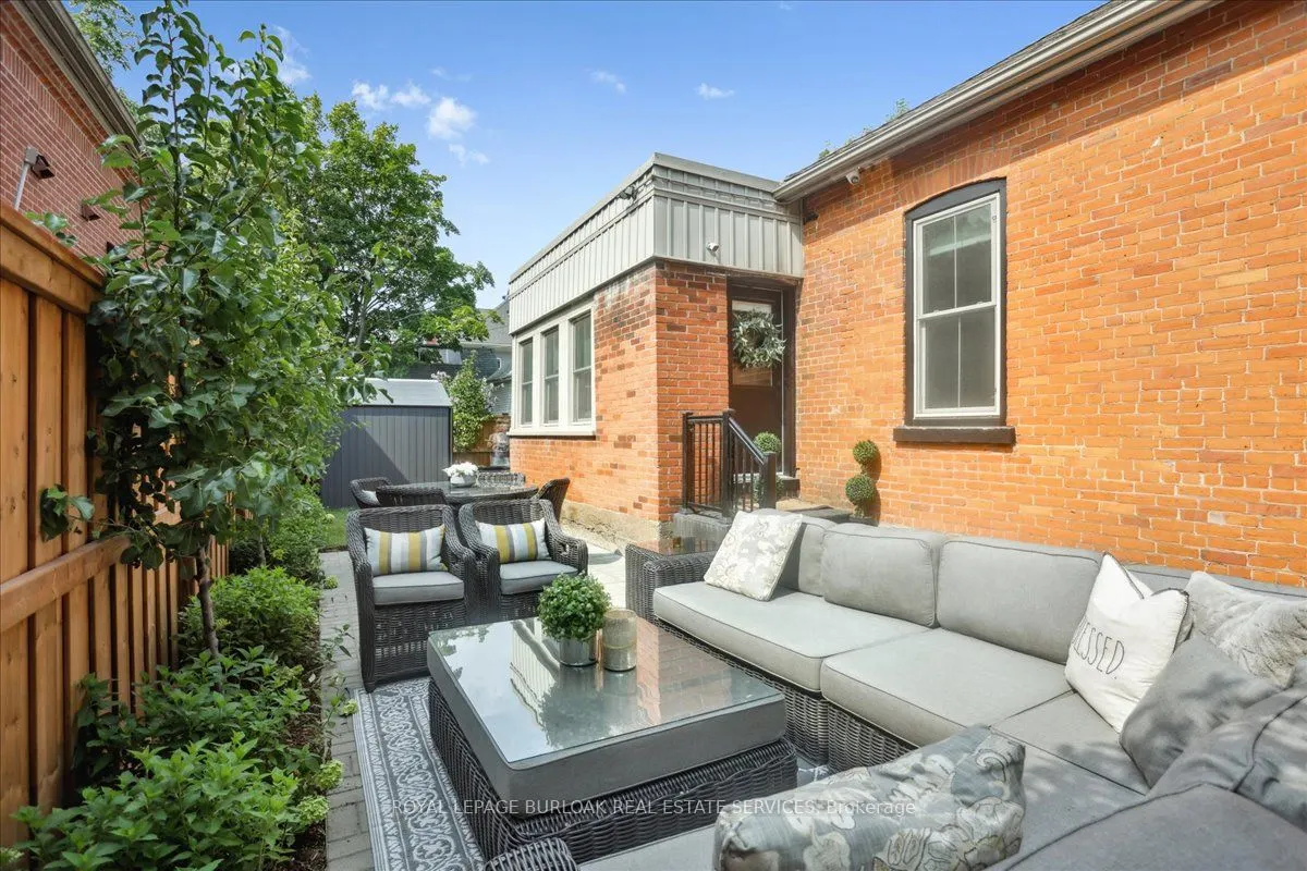 524 Locust Street