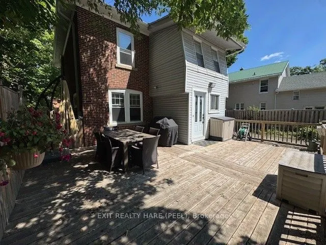 256 Broadway Avenue