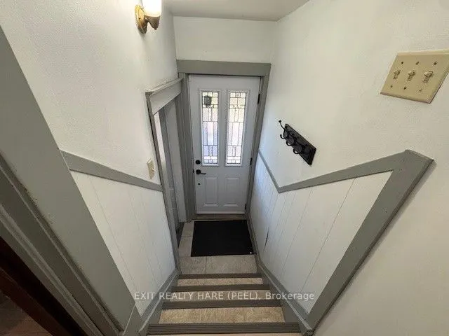 256 Broadway Avenue