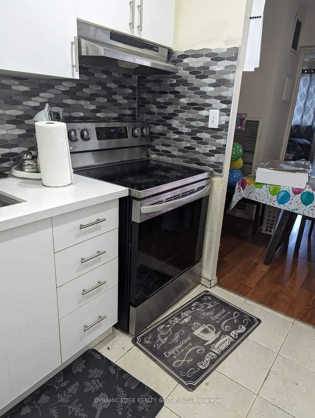 3025 The Credit Woodlands, #250