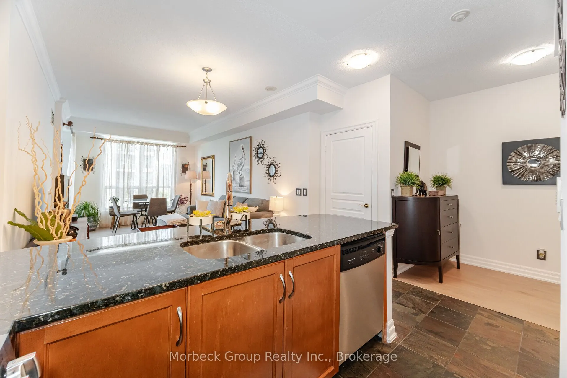 2083 Lake Shore Boulevard W, #1413