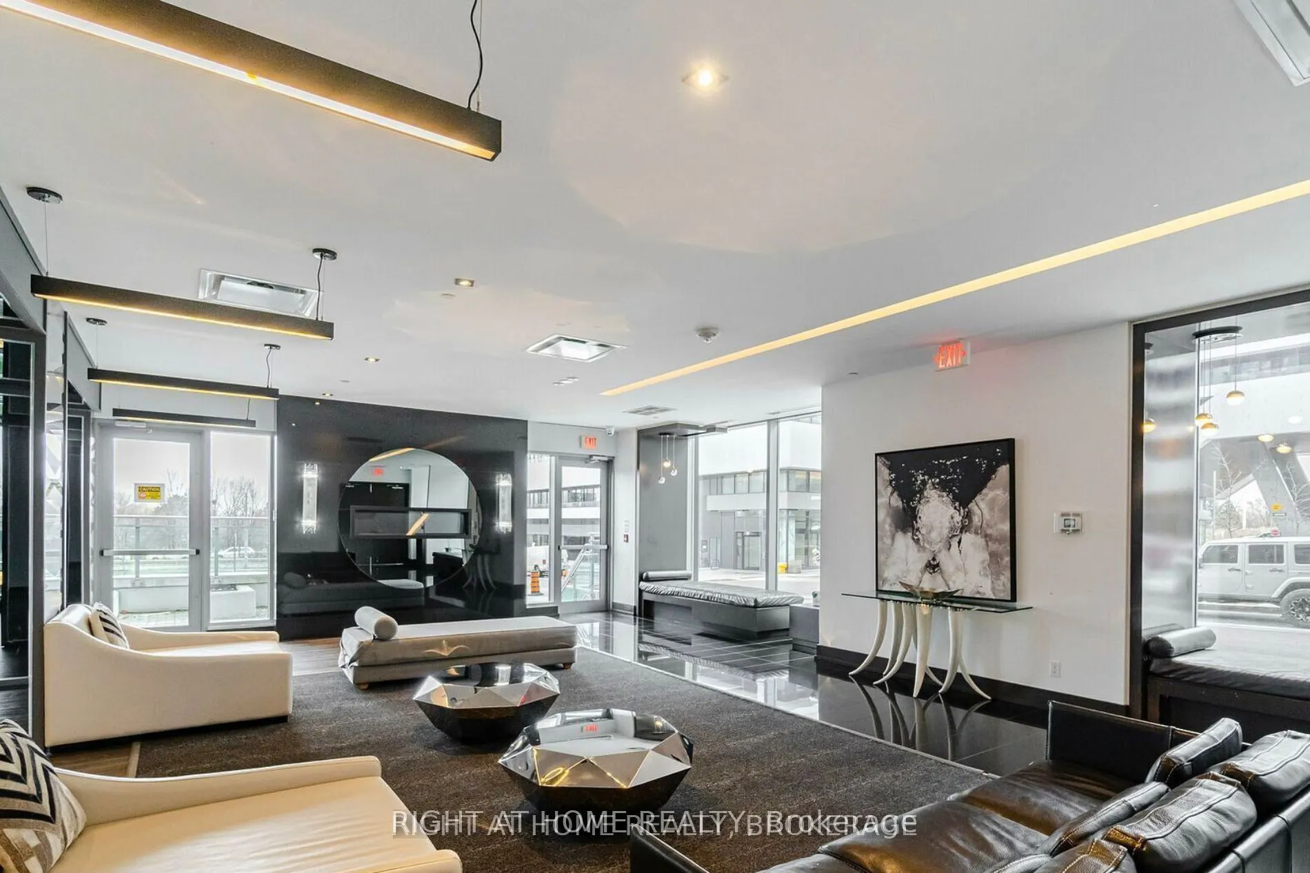 33 Shore Breeze Drive, #1805