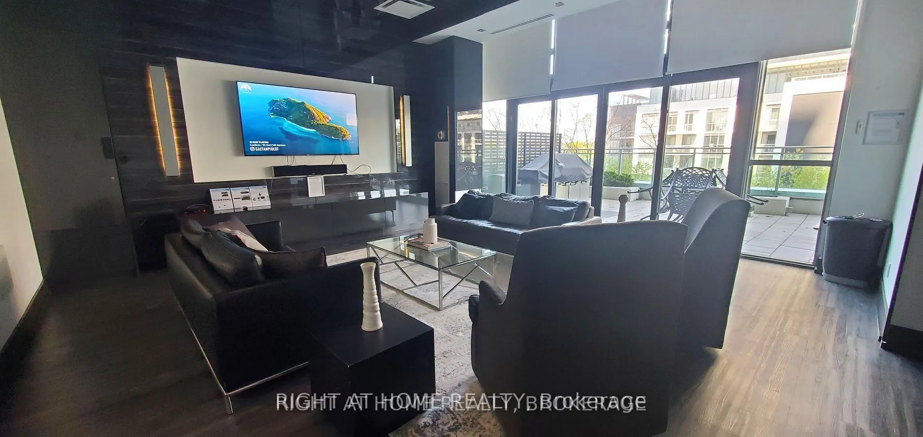 33 Shore Breeze Drive, #1805