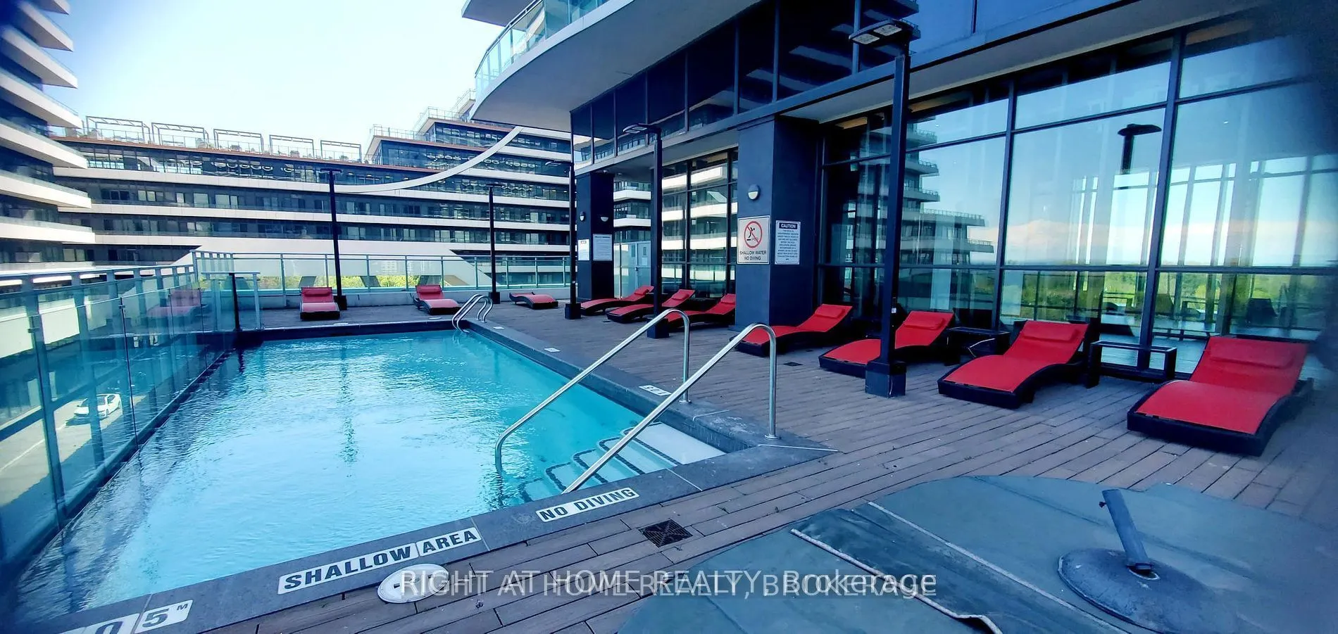 33 Shore Breeze Drive, #1805