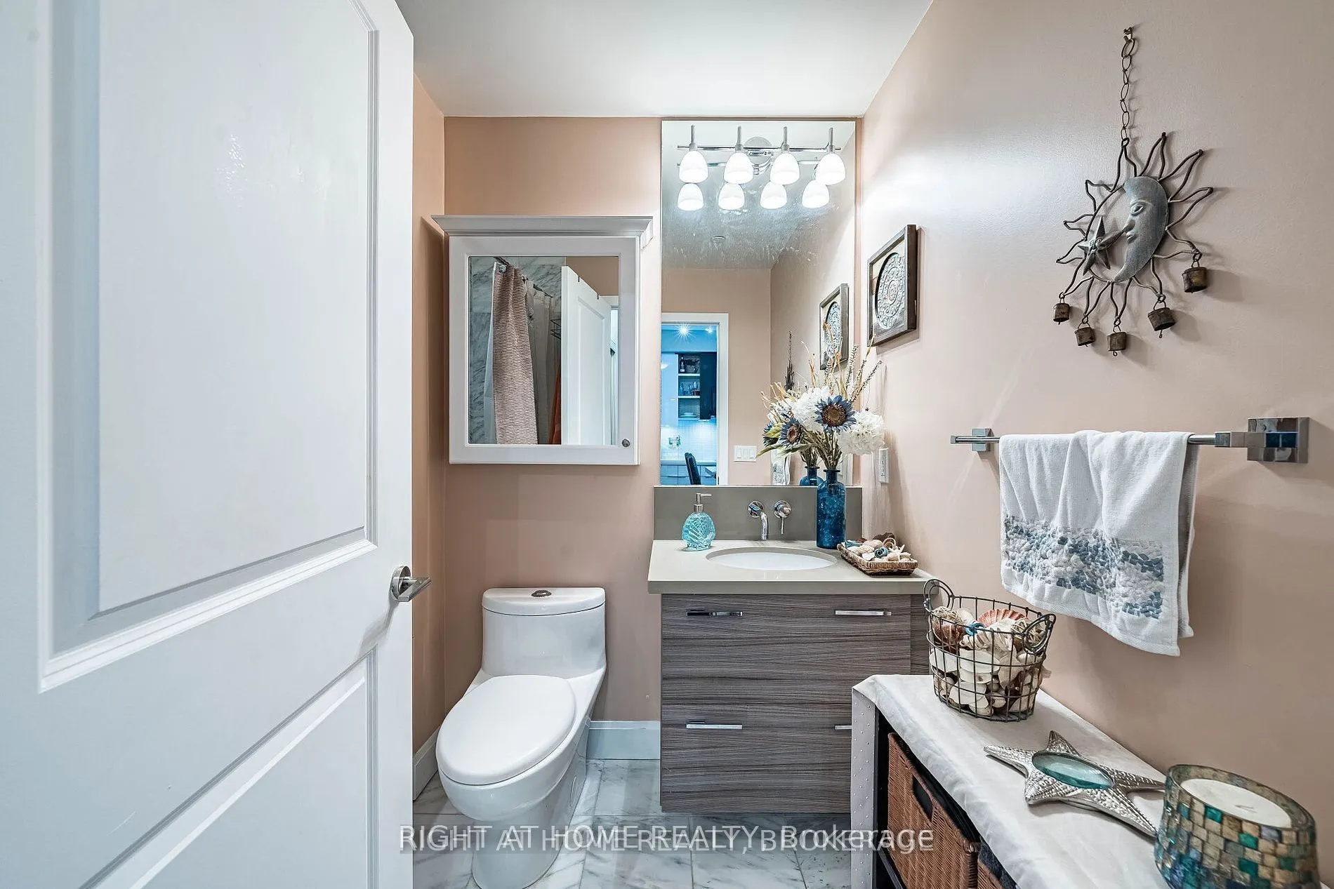33 Shore Breeze Drive, #1805