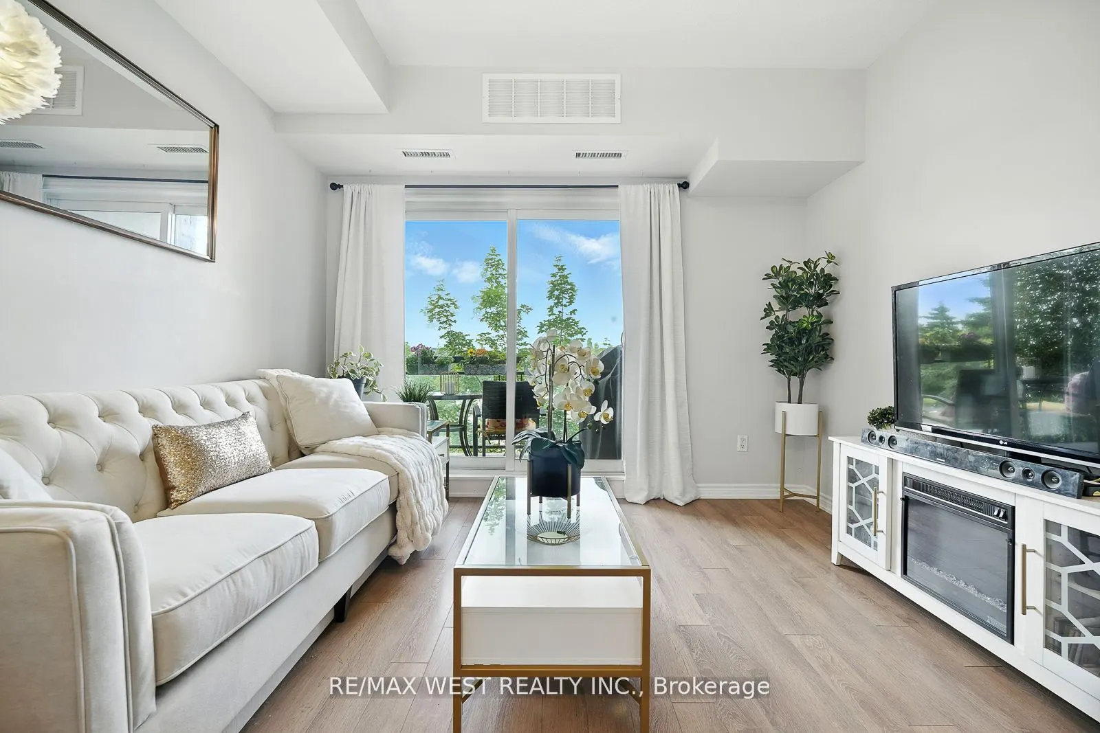 570 Lolita Gardens, #345