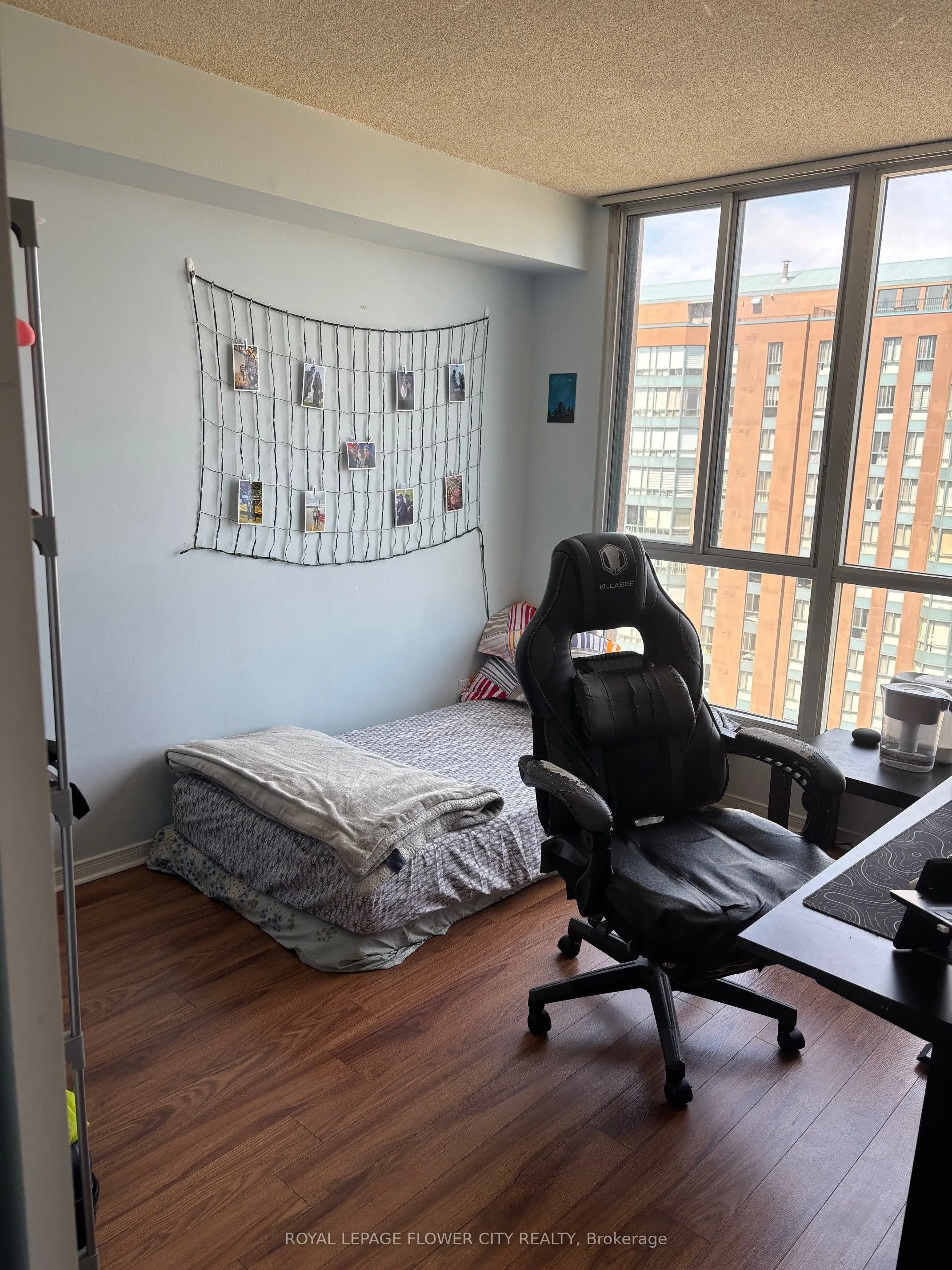 145 Hillcrest Avenue, #2105
