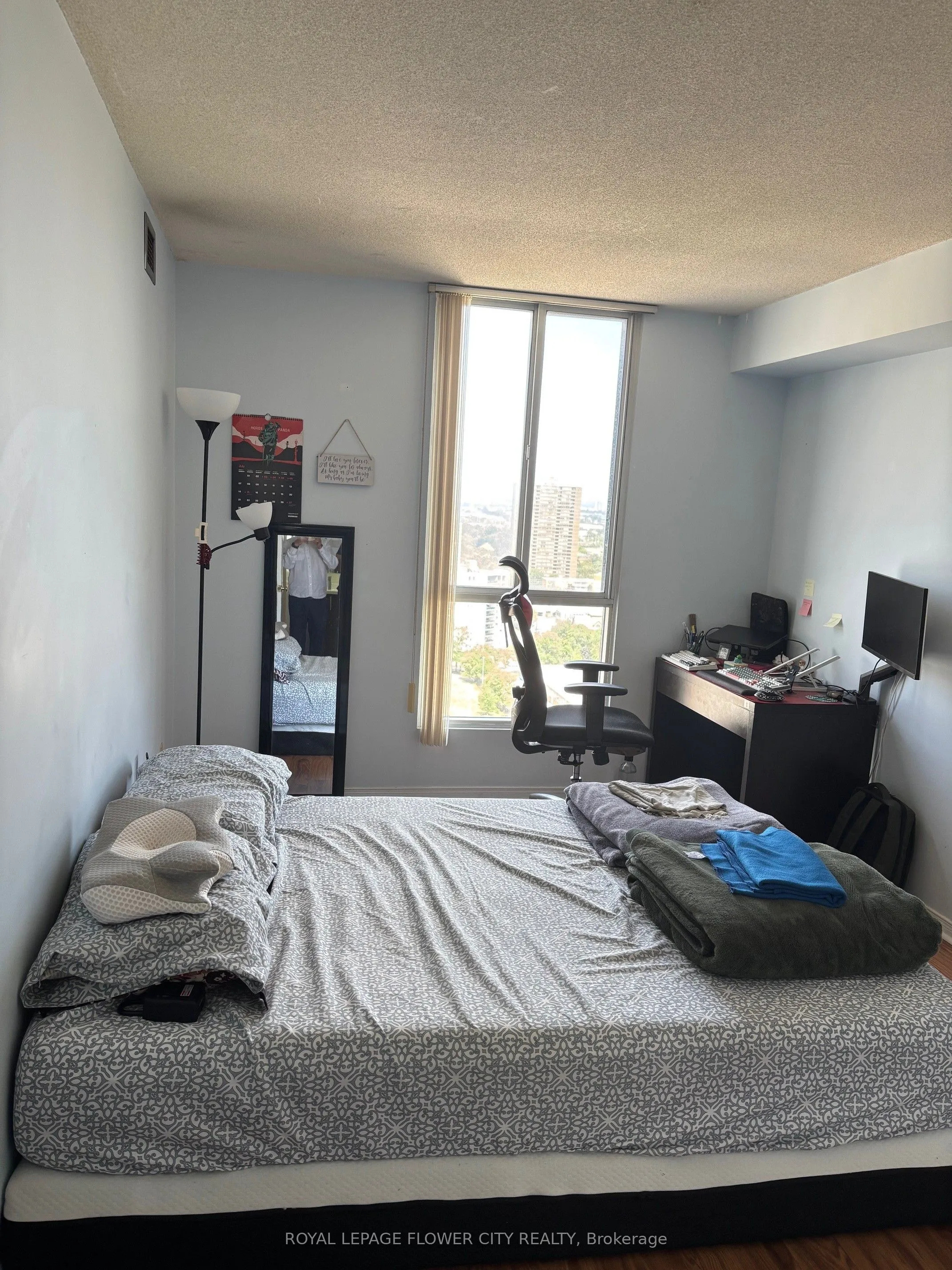 145 Hillcrest Avenue, #2105
