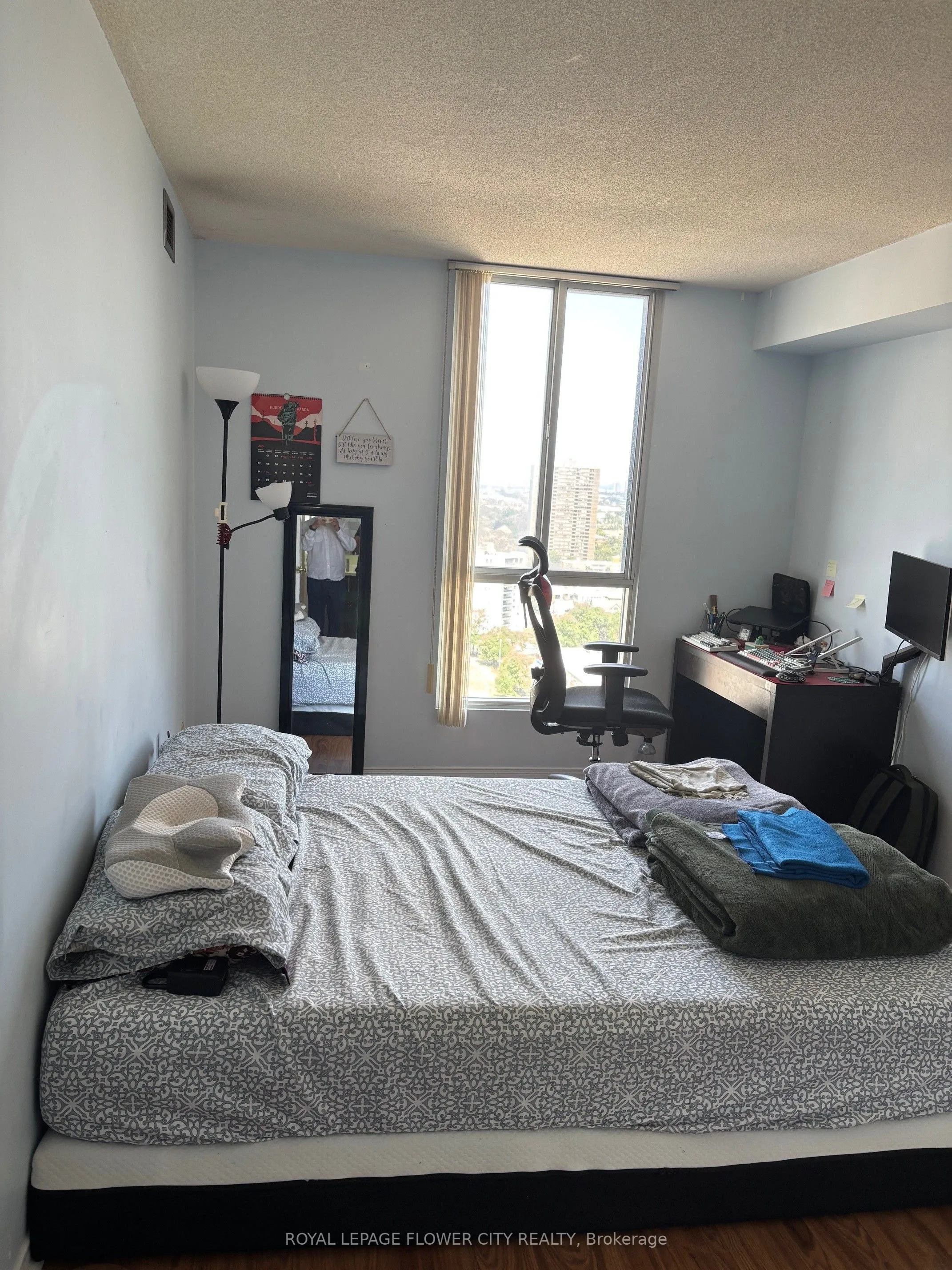 145 Hillcrest Avenue, #2105