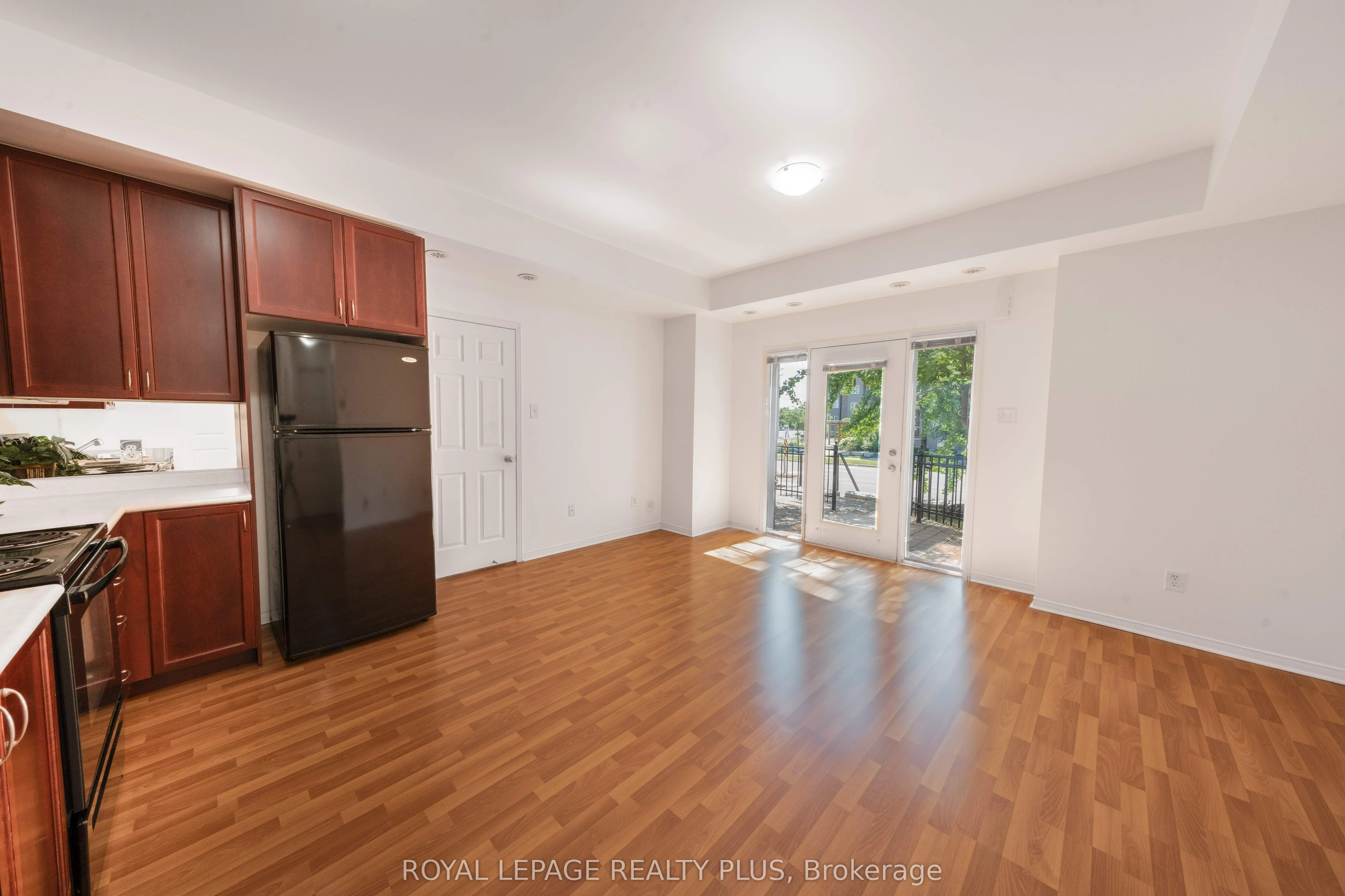 3015 Destination Drive, #5