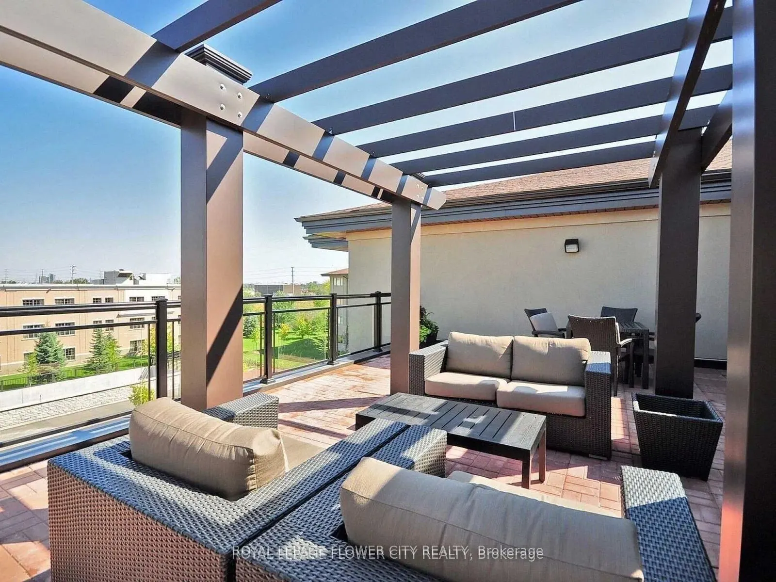 570 Lolita Gardens, #215