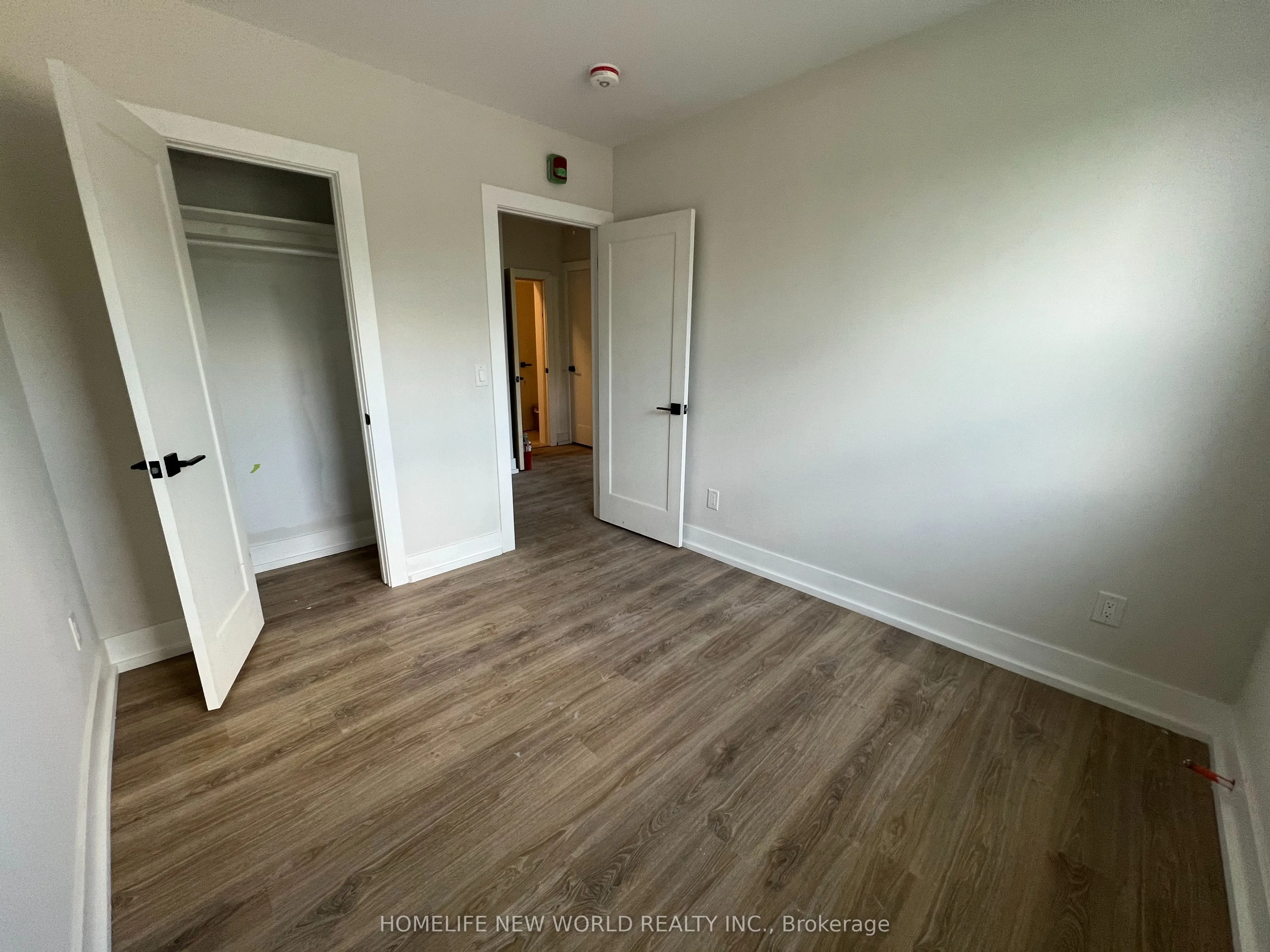 2310 Lake Shore Boulevard, #4