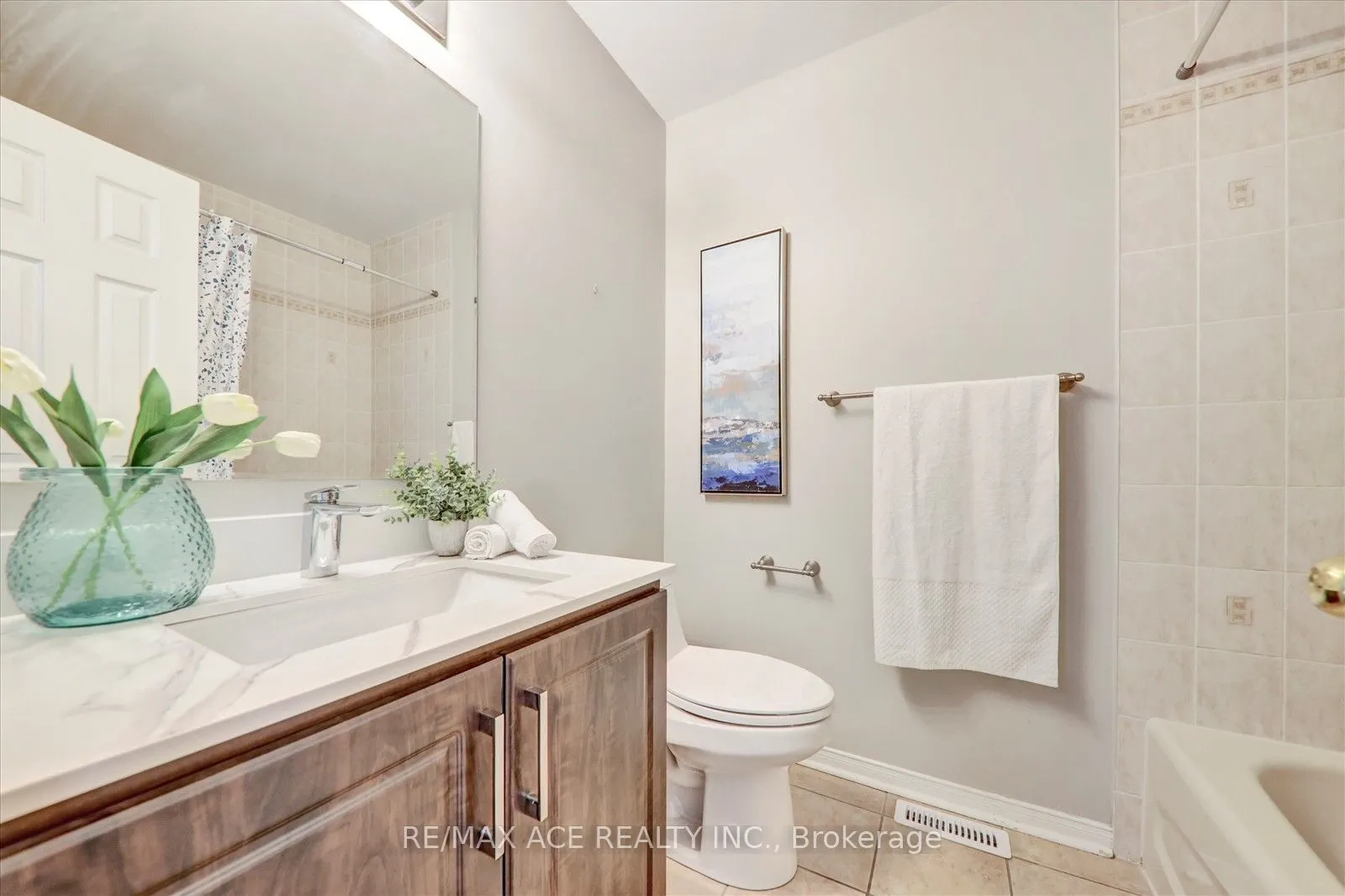7086 Fairmeadow Crescent