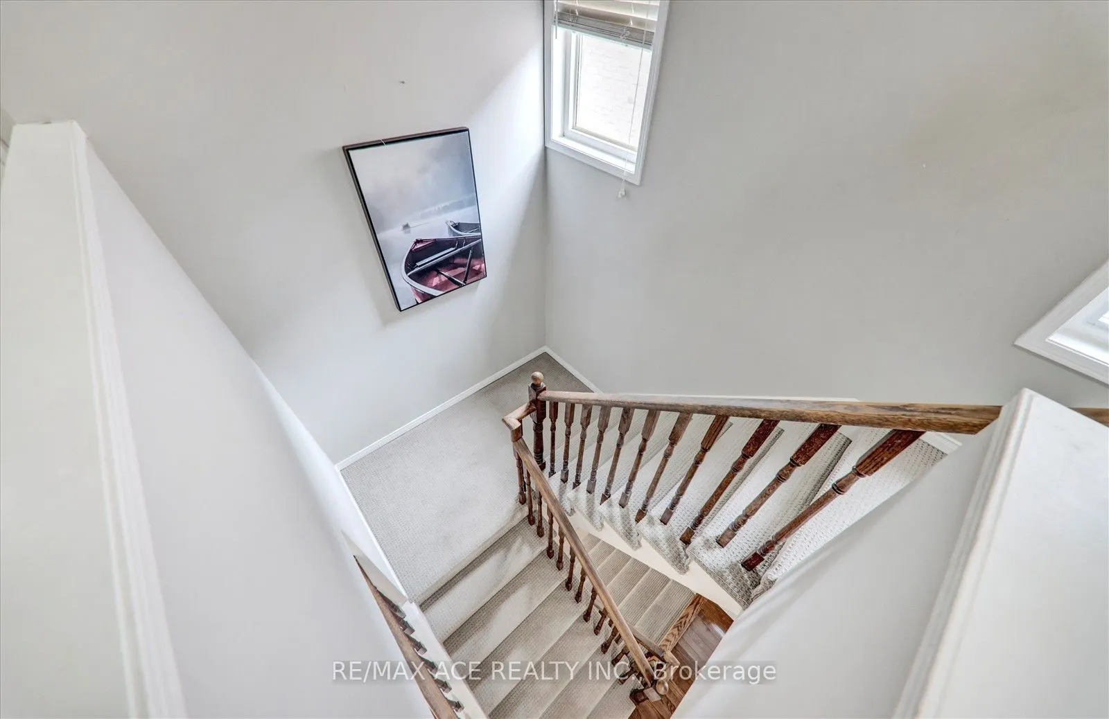 7086 Fairmeadow Crescent