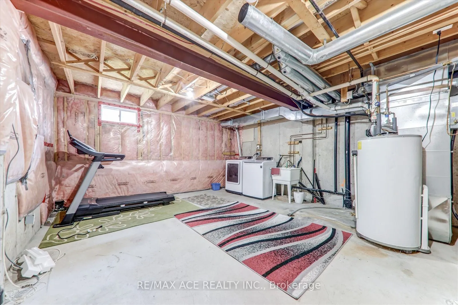 7086 Fairmeadow Crescent