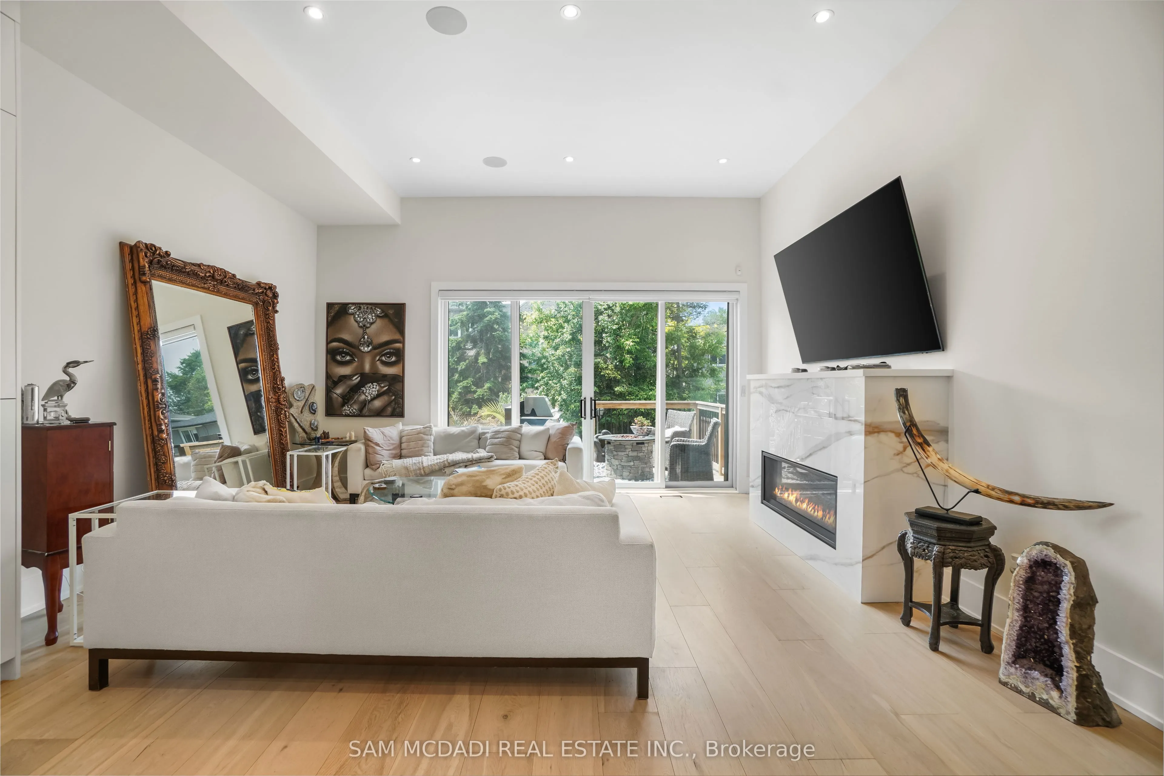1036 Enola Avenue