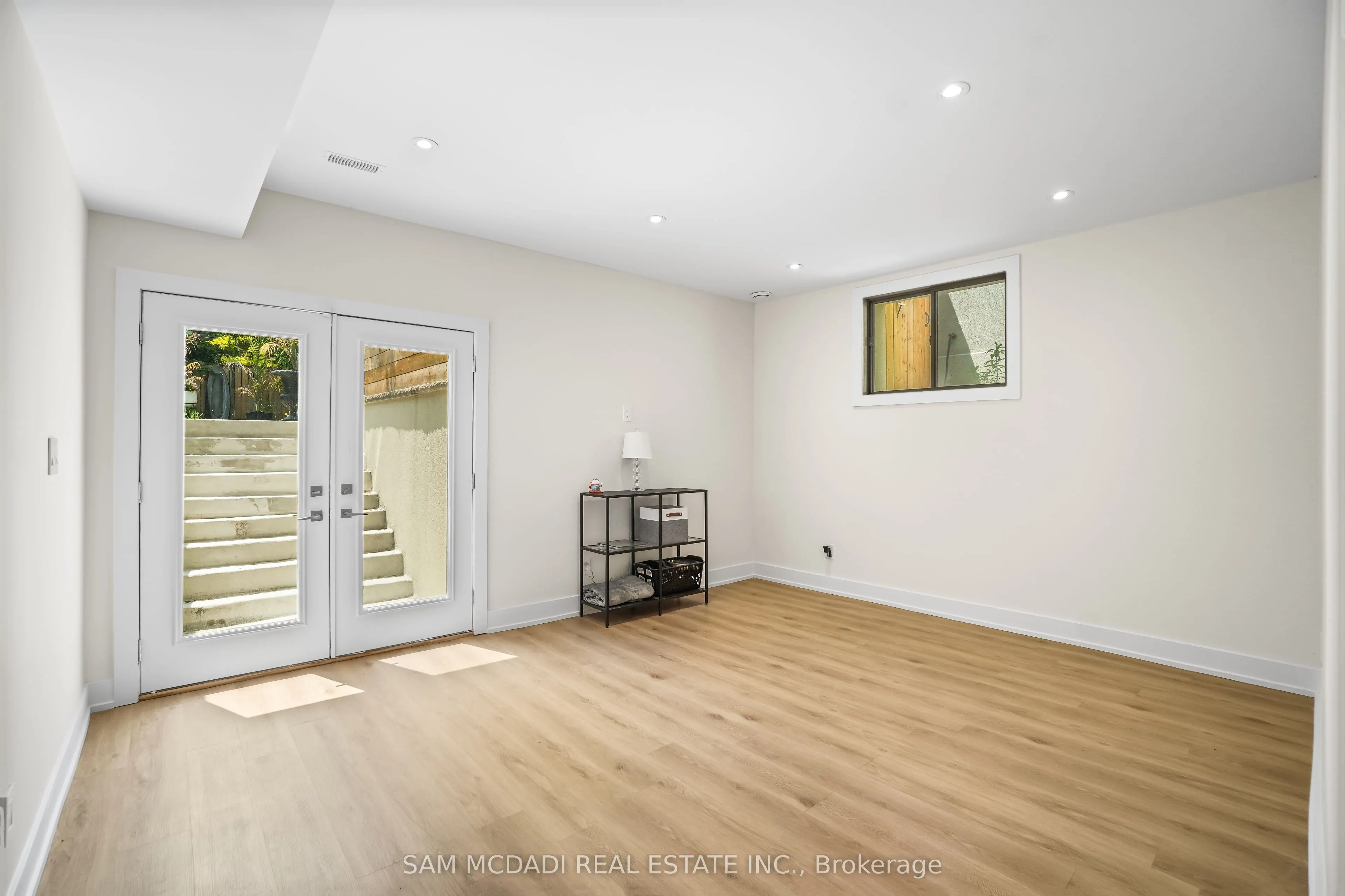 1036 Enola Avenue