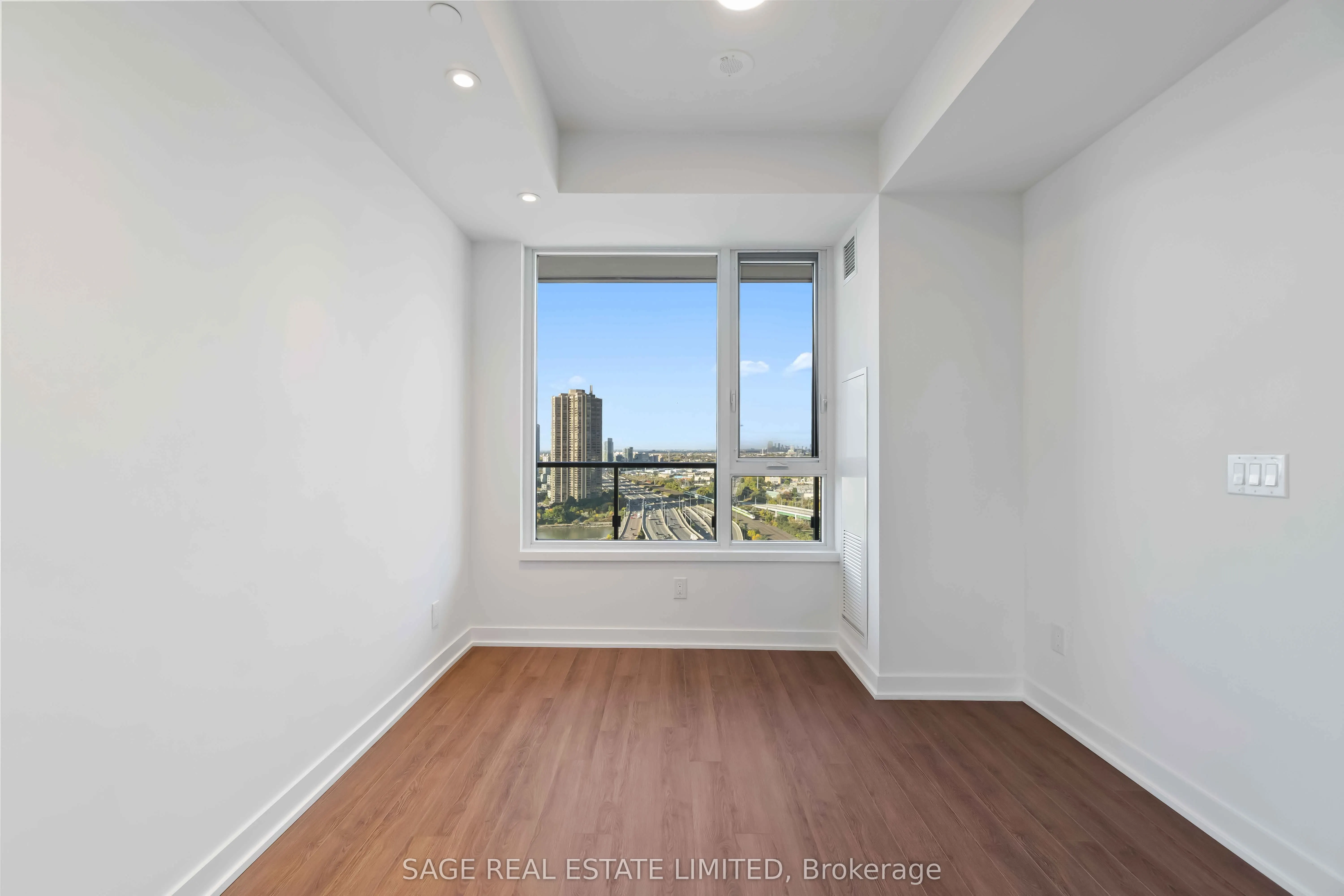 1928 Lakeshore Boulevard W, #2711