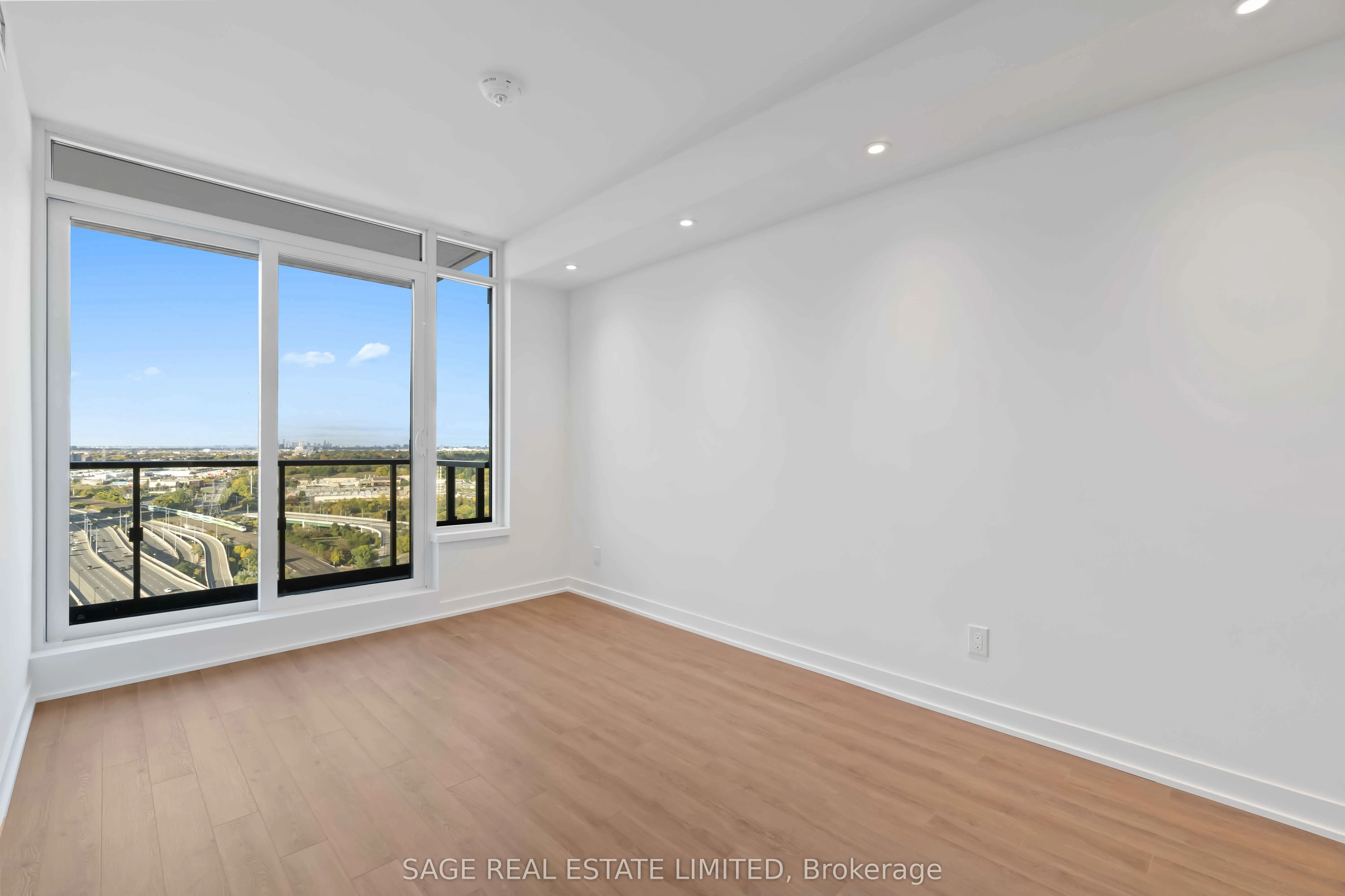 1928 Lakeshore Boulevard W, #2711