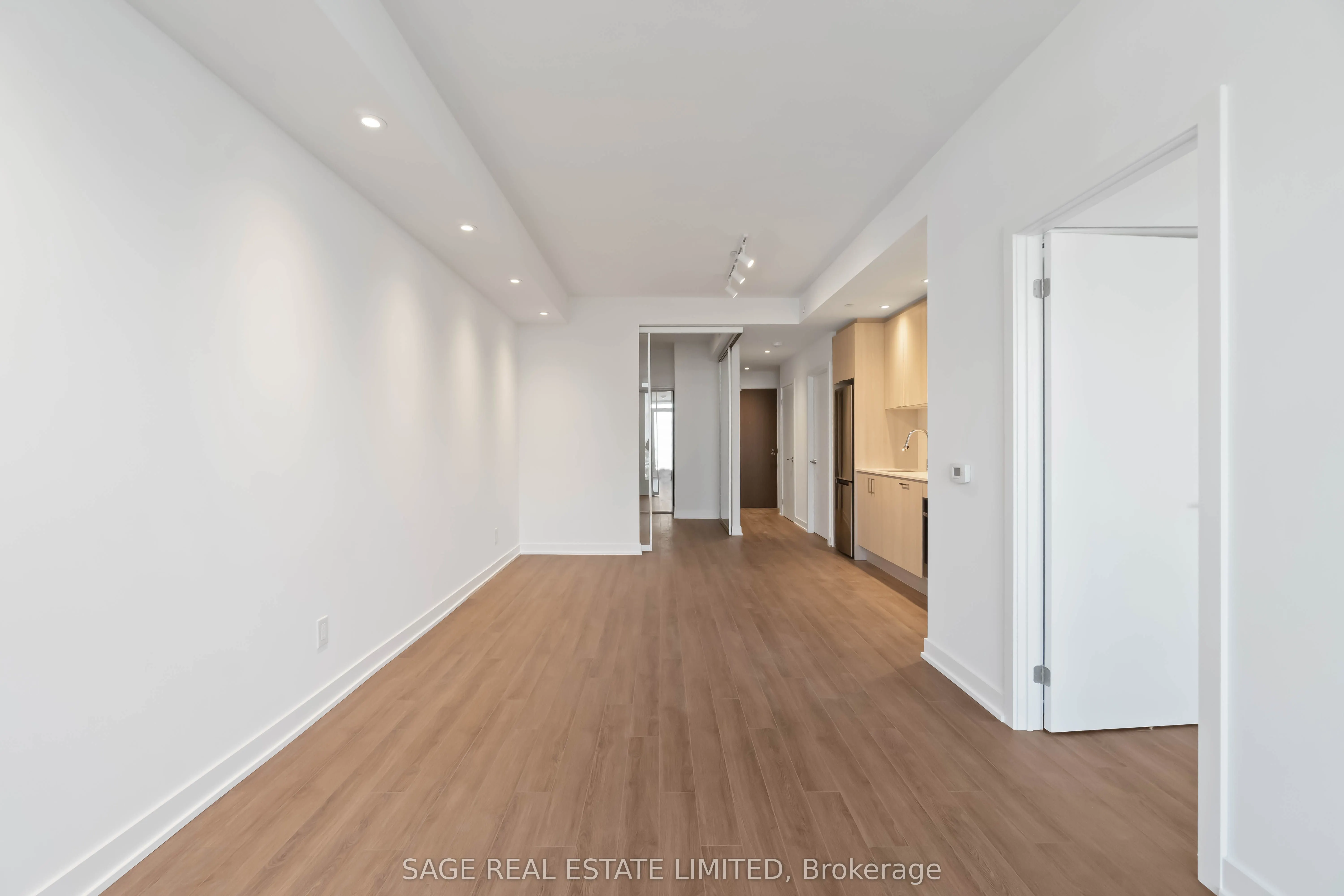 1928 Lakeshore Boulevard W, #2711