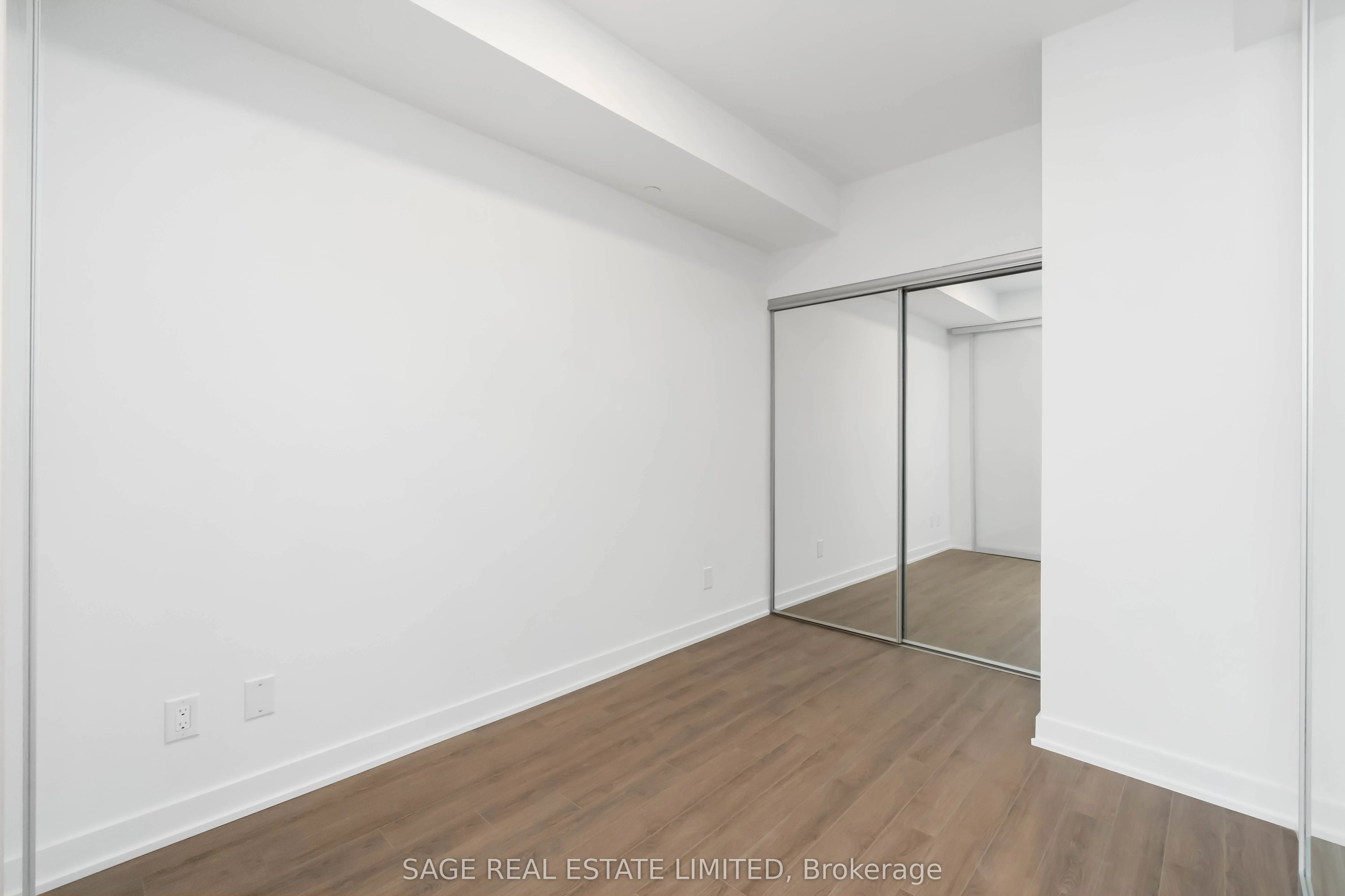 1928 Lakeshore Boulevard W, #2711