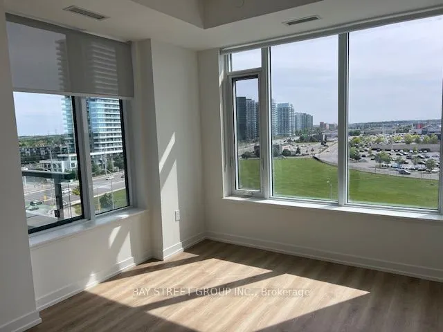 2485 Eglinton Avenue W, #902