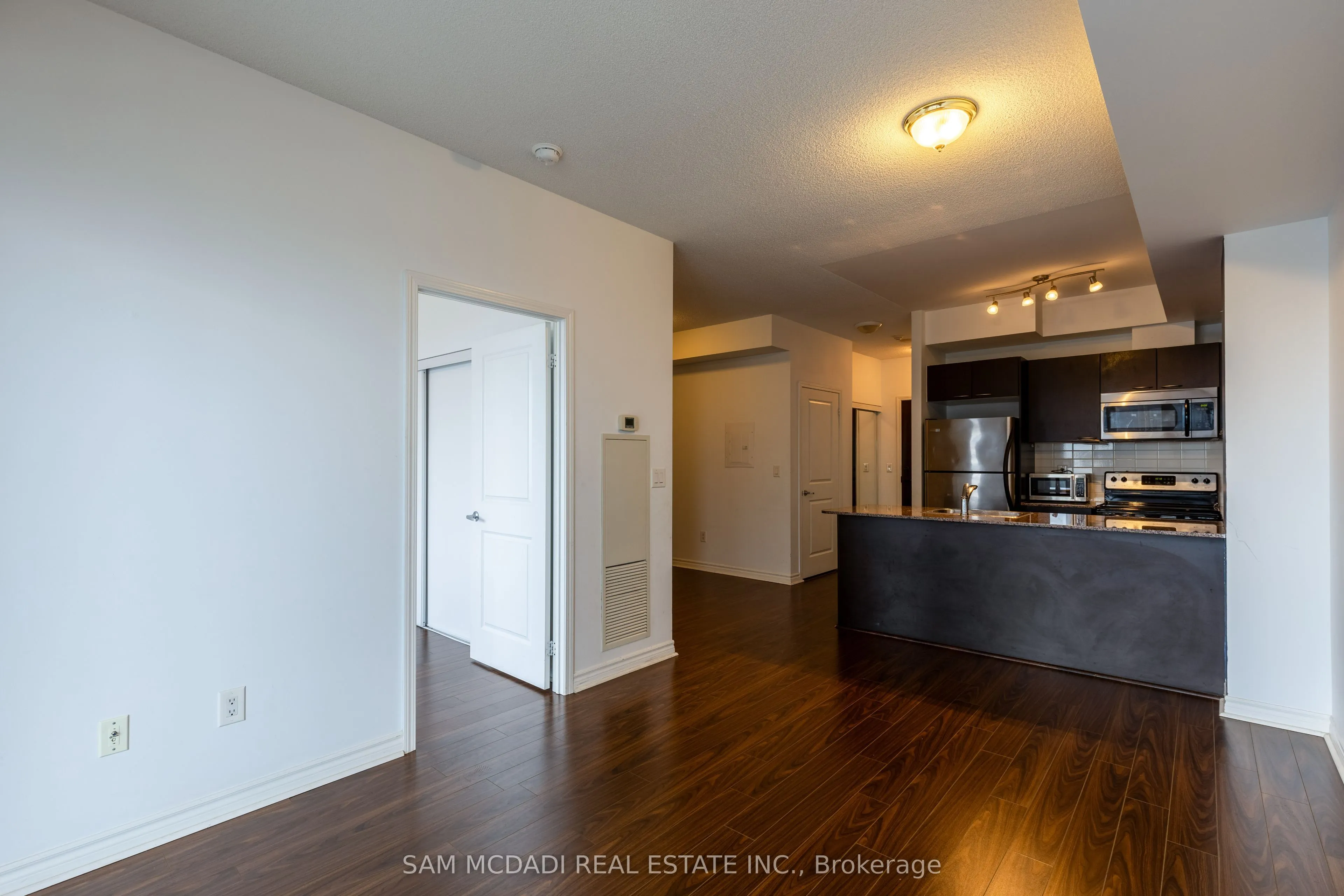 385 Prince Of Wales Drive, #1510