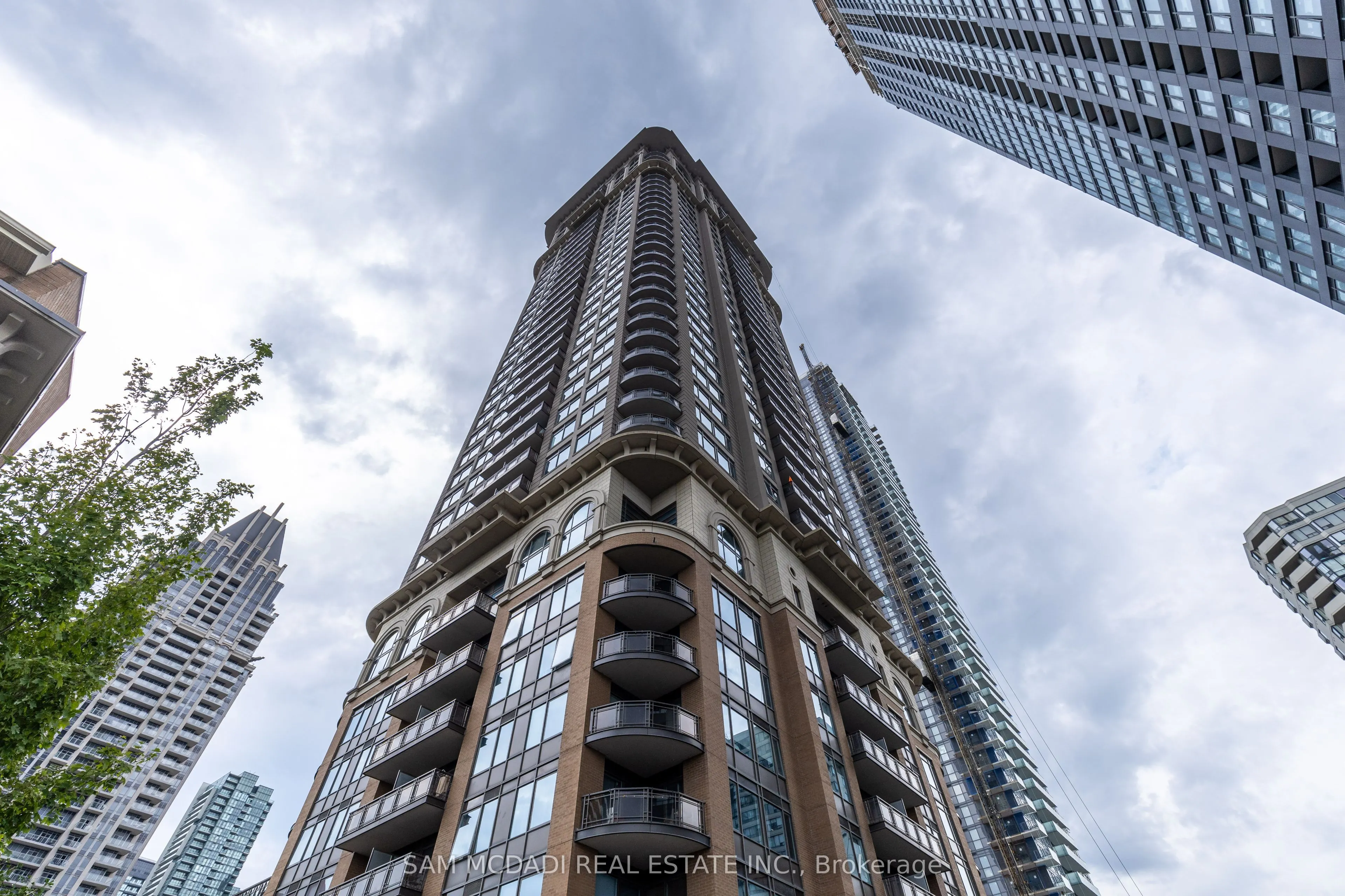 385 Prince Of Wales Drive, #1510