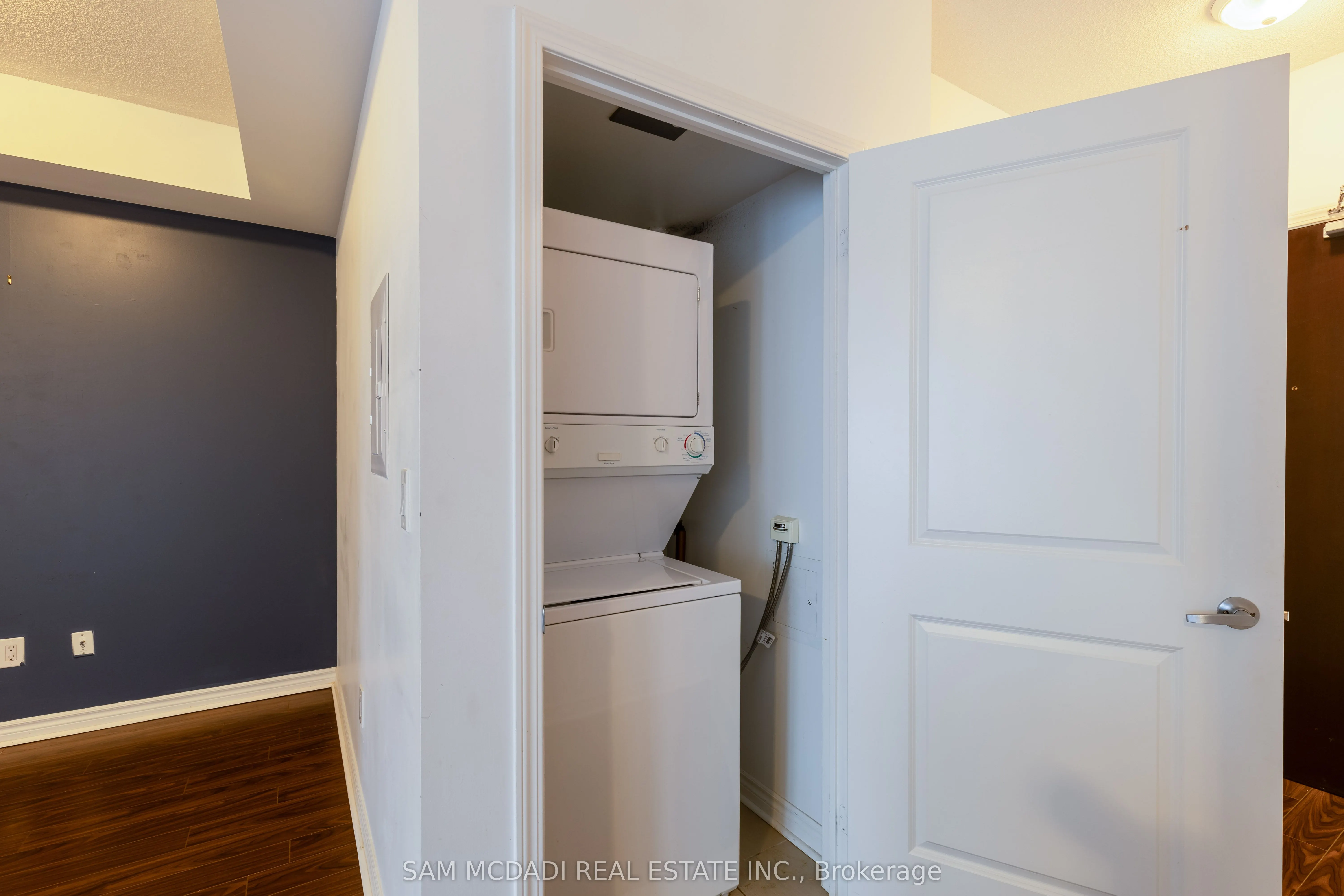 385 Prince Of Wales Drive, #1510
