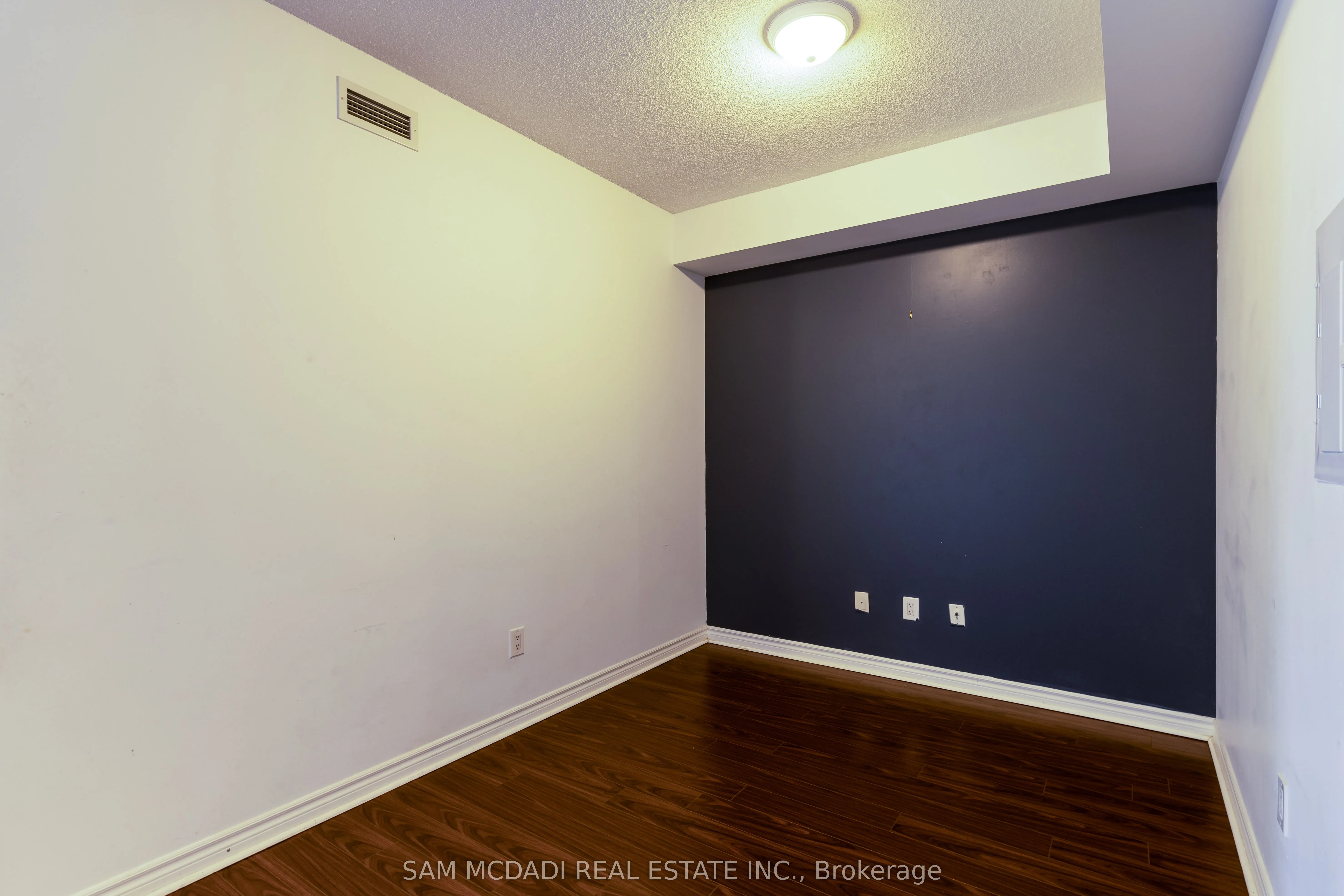 385 Prince Of Wales Drive, #1510