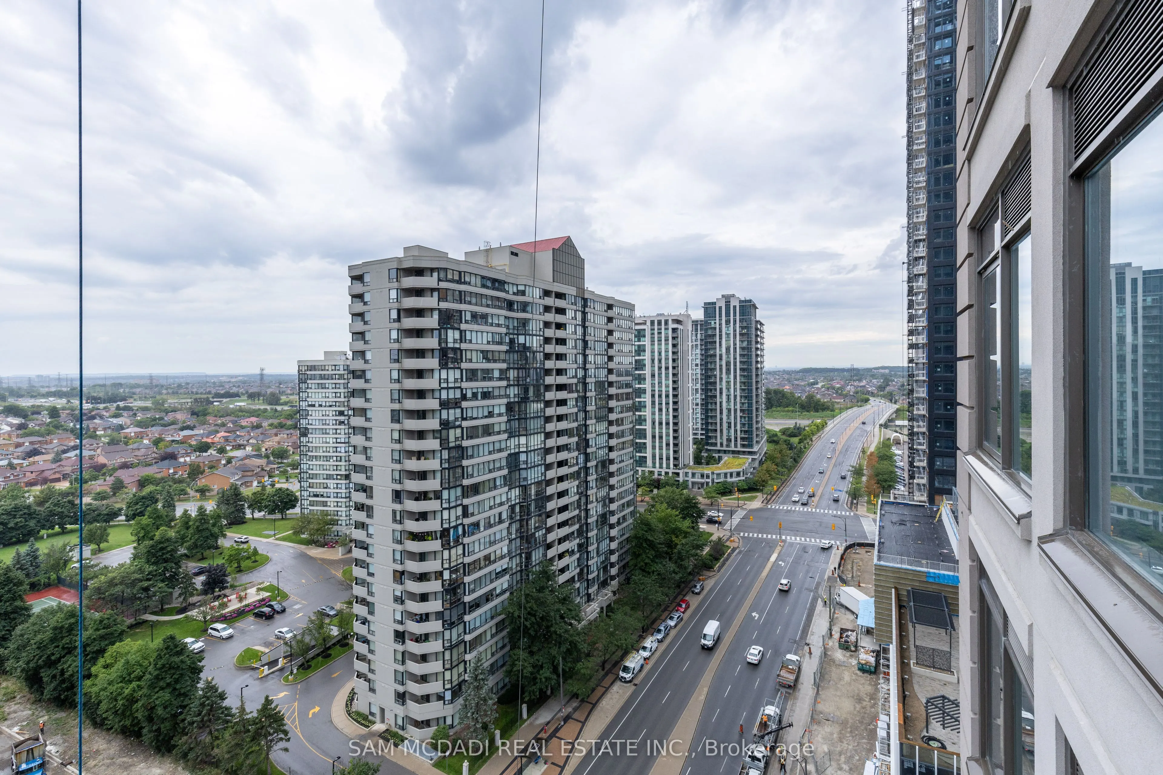 385 Prince Of Wales Drive, #1510
