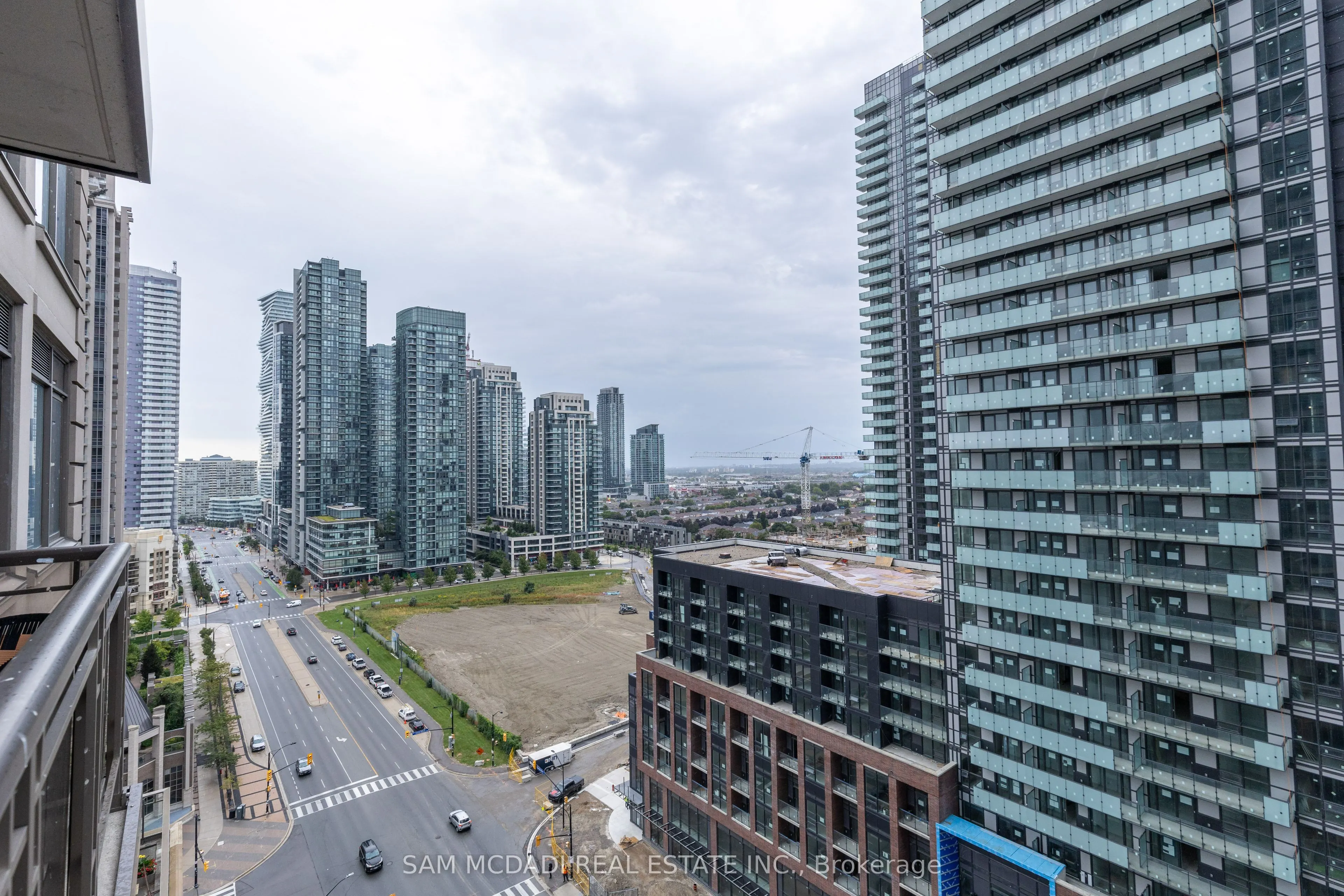 385 Prince Of Wales Drive, #1510