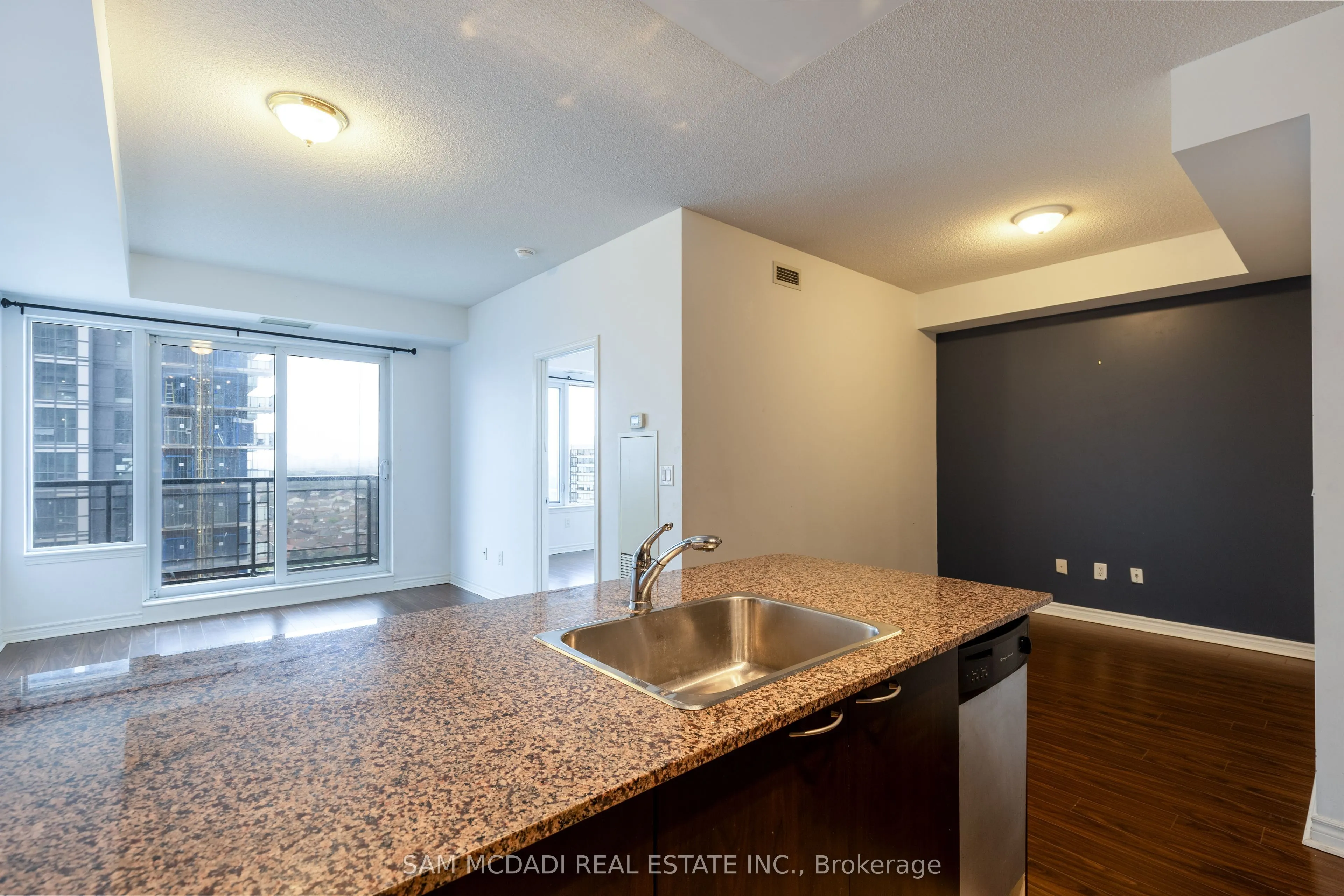 385 Prince Of Wales Drive, #1510