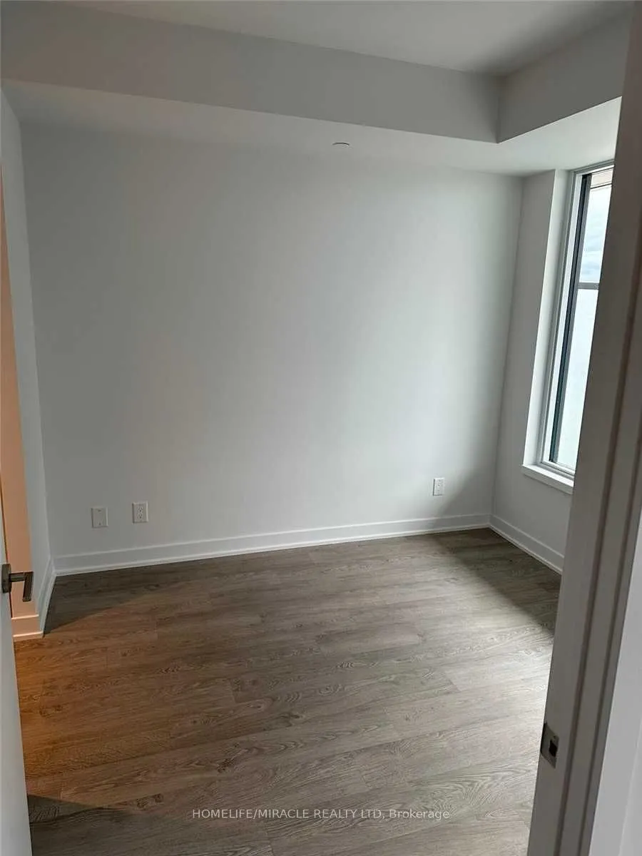 1926 Lakeshore Boulevard W, #3811