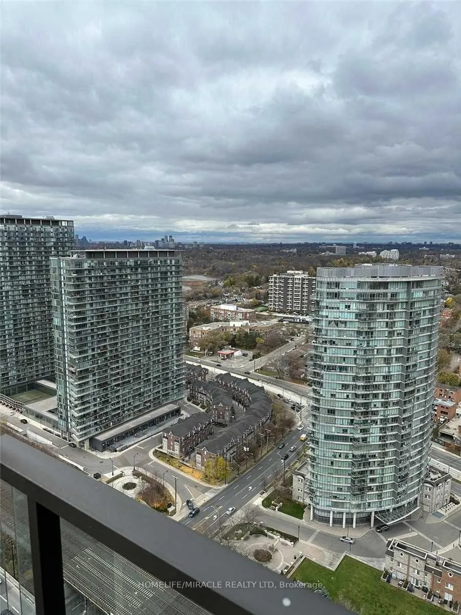 1926 Lakeshore Boulevard W, #3811