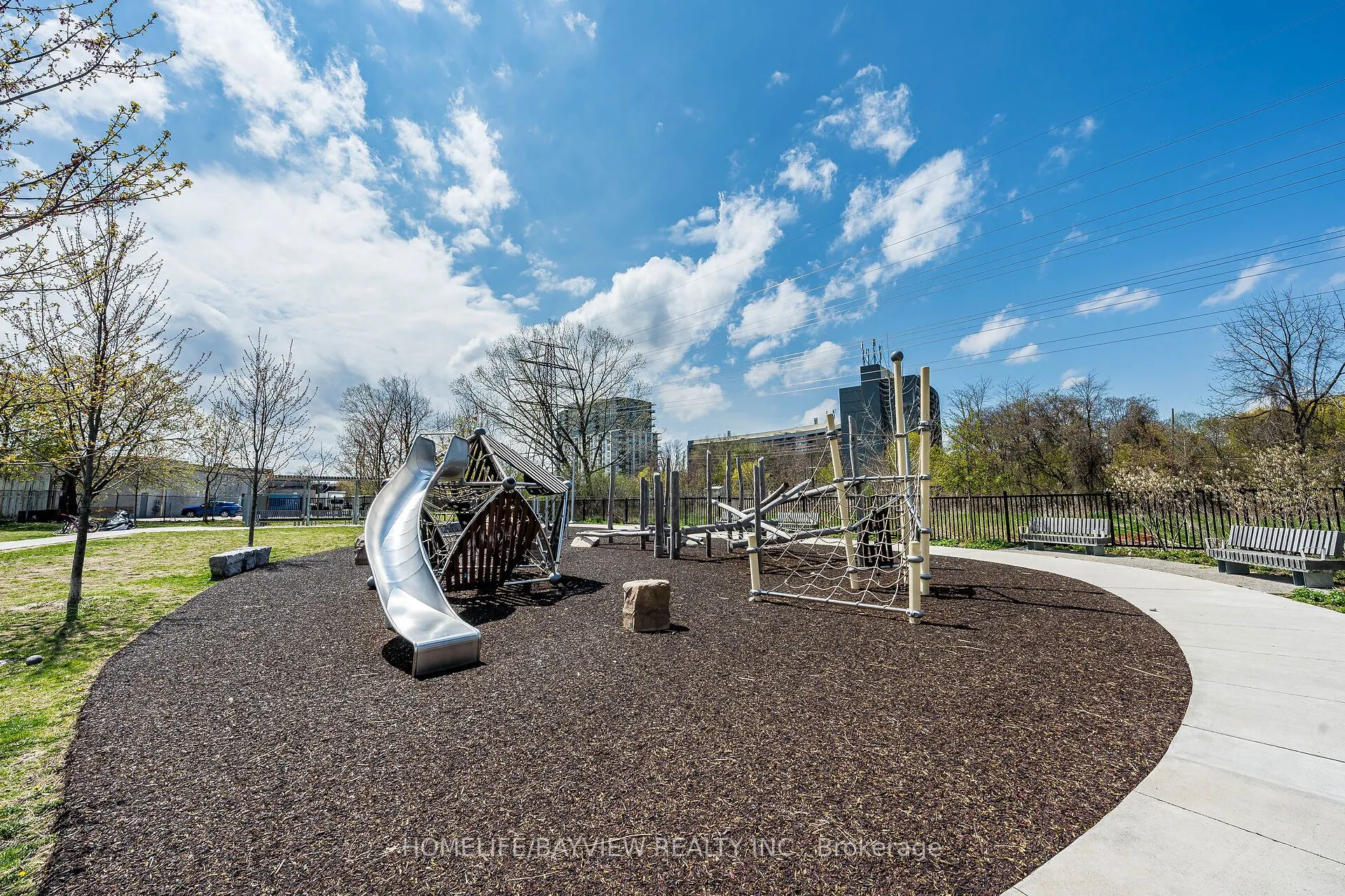 10 Brin Drive, #24