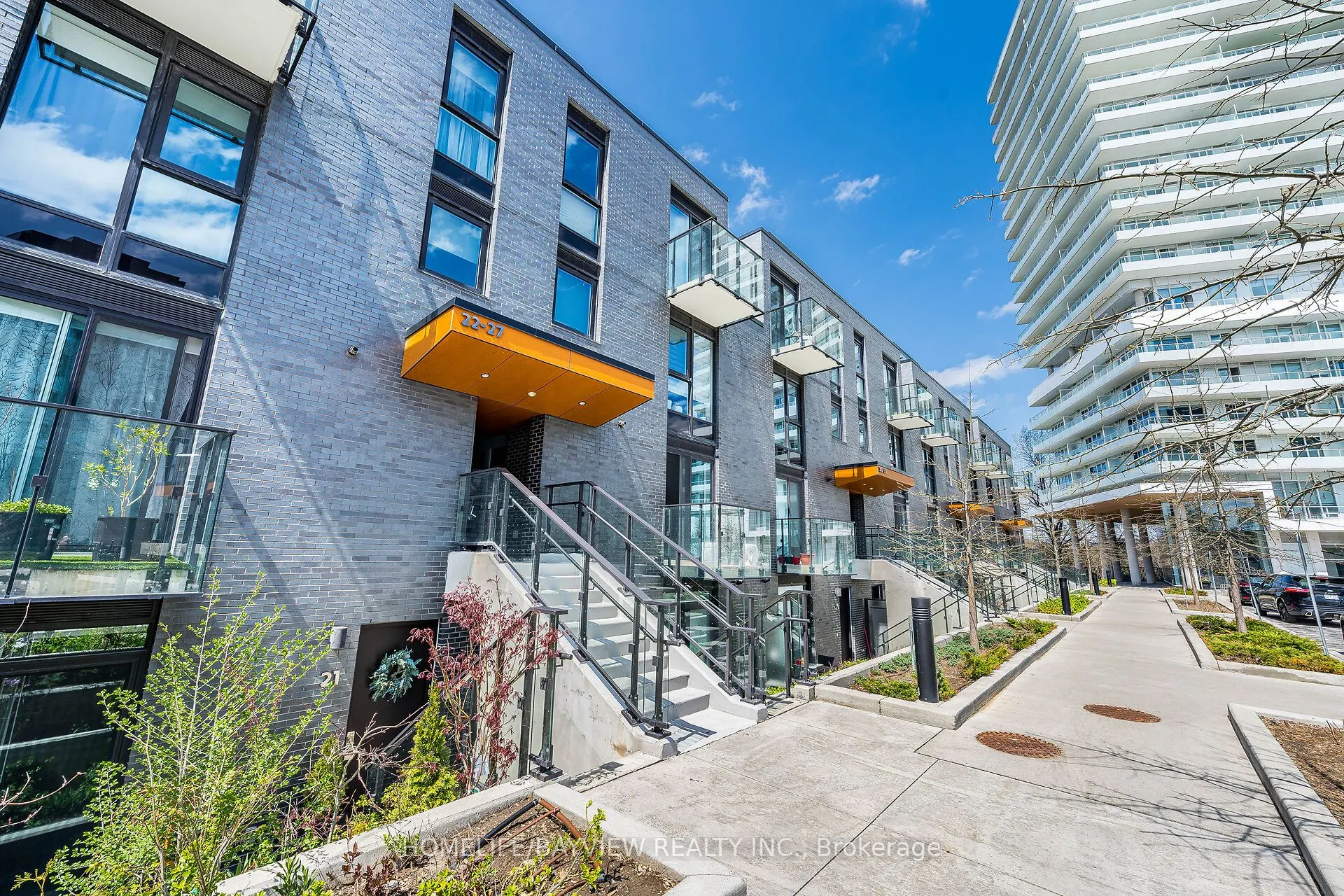 10 Brin Drive, #24