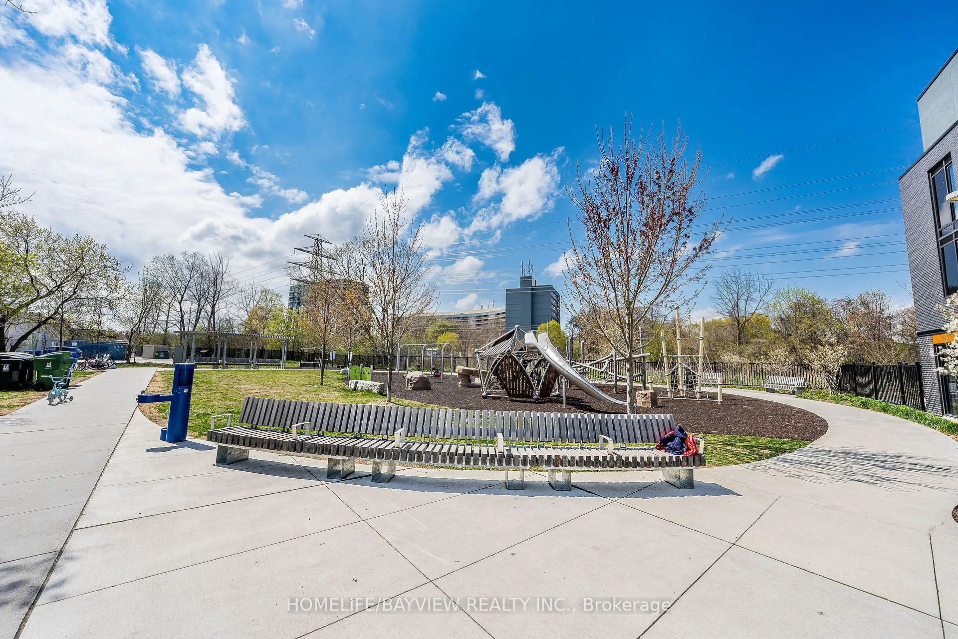 10 Brin Drive, #24