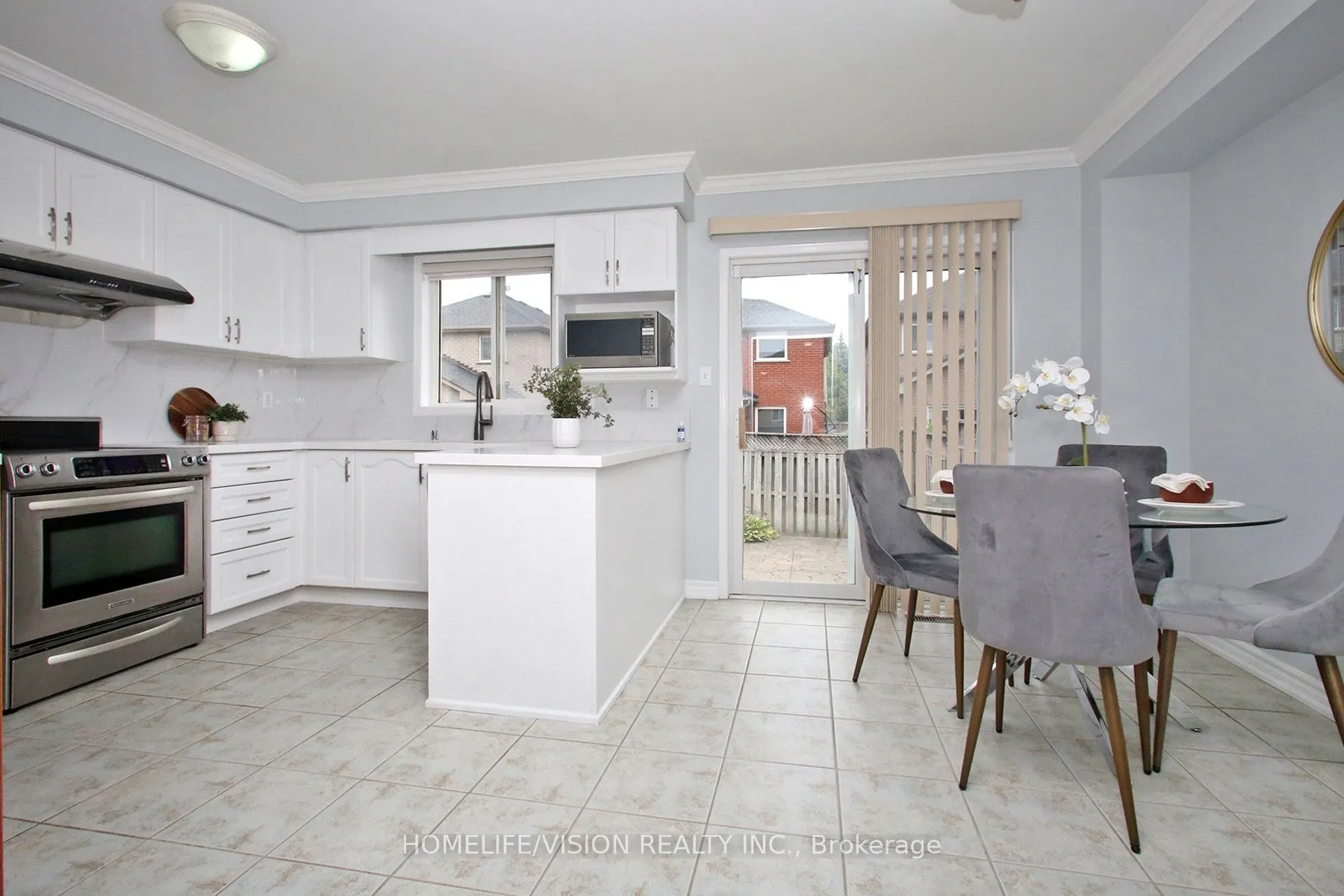 3810 Foxborough Trail