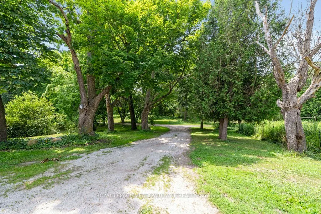 5595 25 Side Road