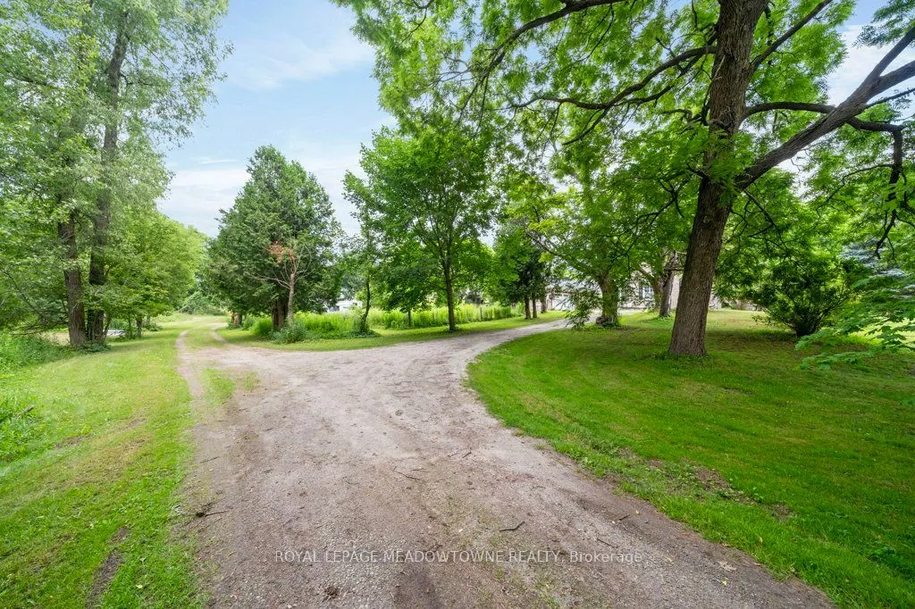 5595 25 Side Road