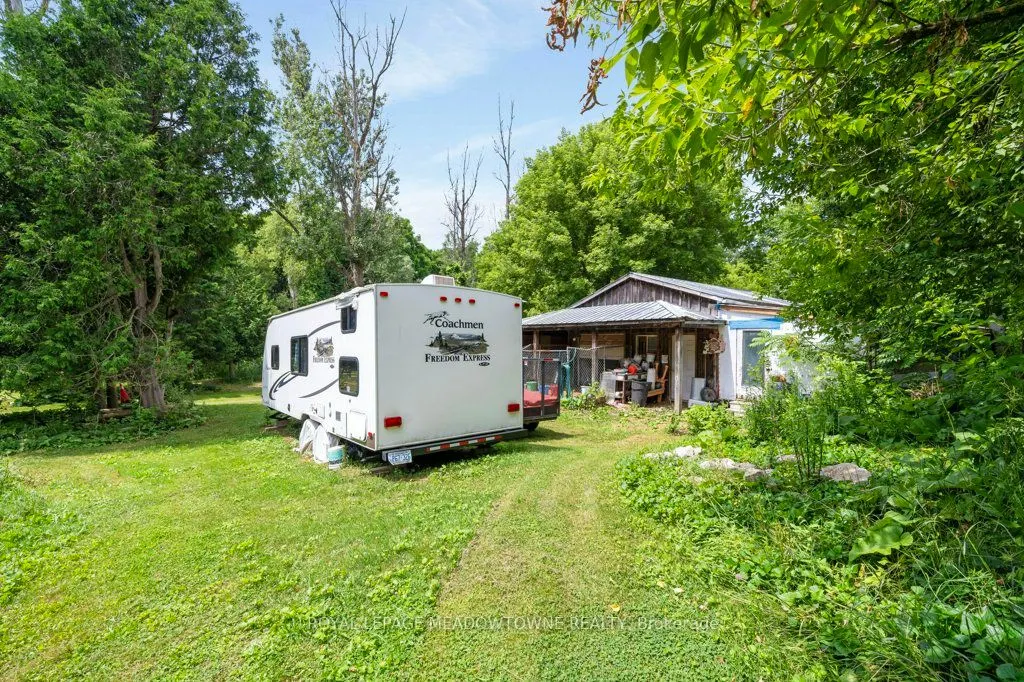 5595 25 Side Road