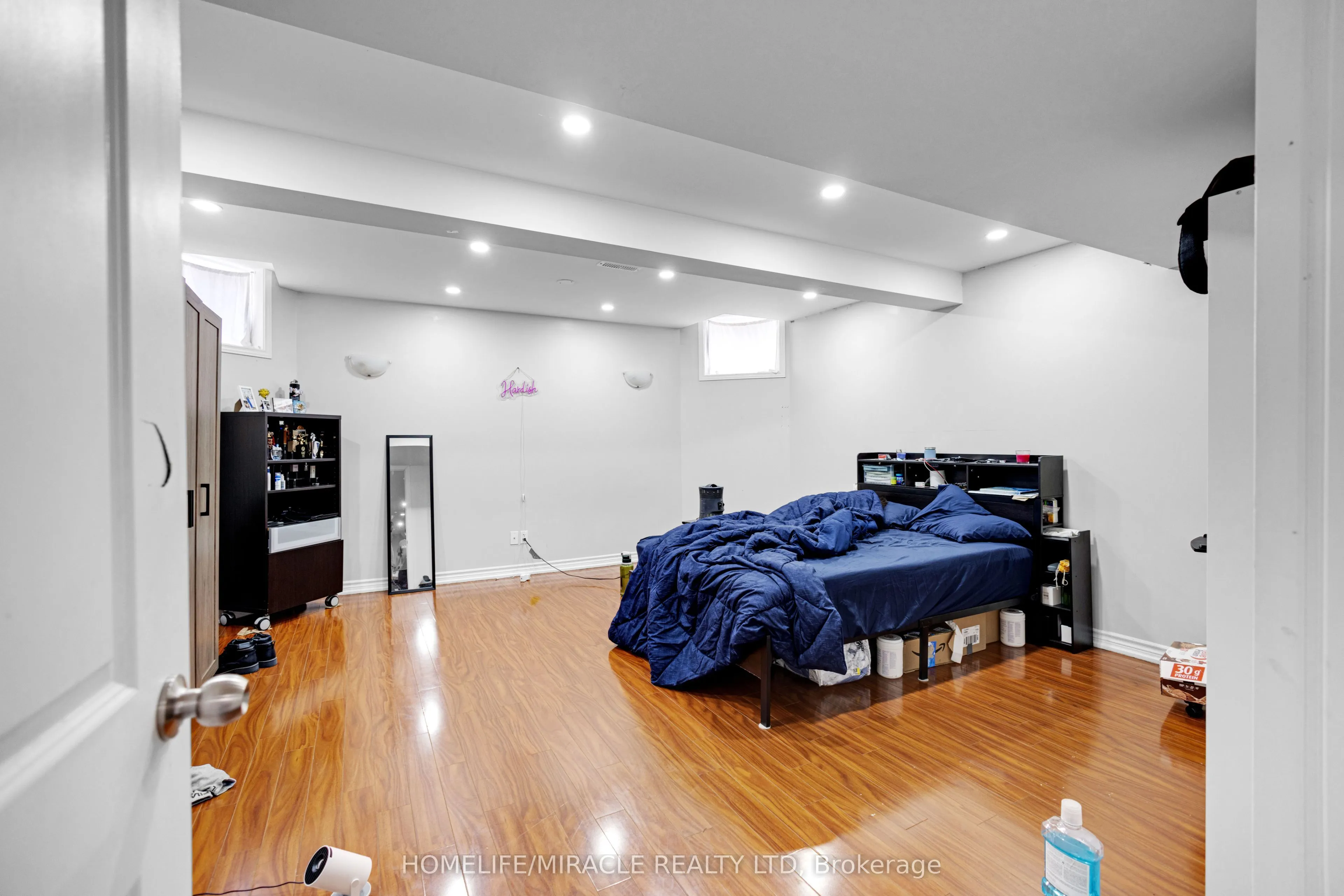 628 Twain Avenue