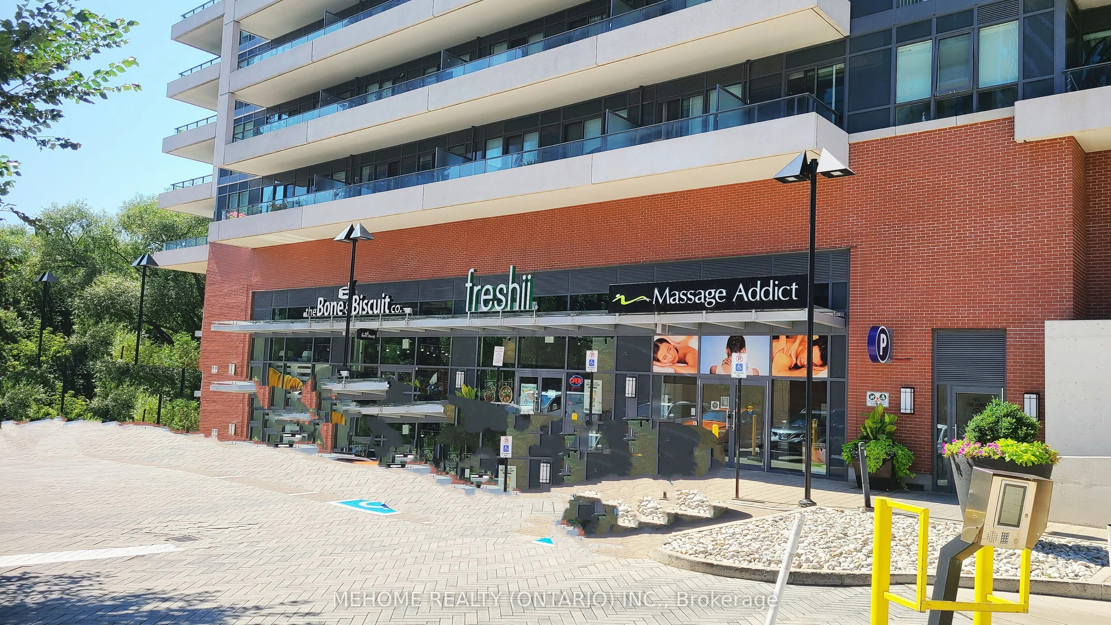 2220 Lakeshore Boulevard W, #Uph08
